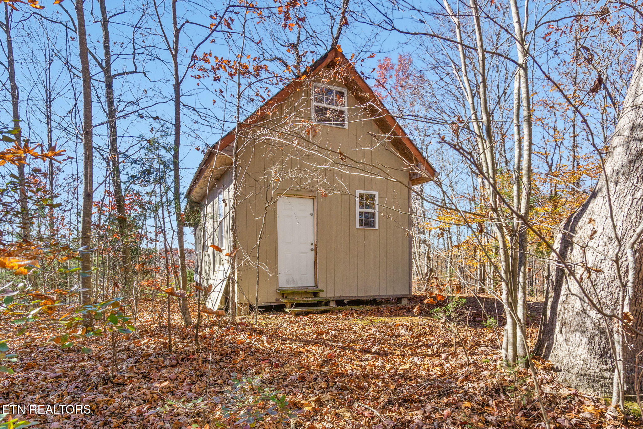 353 Red Bud Lane Hilham TN 38568