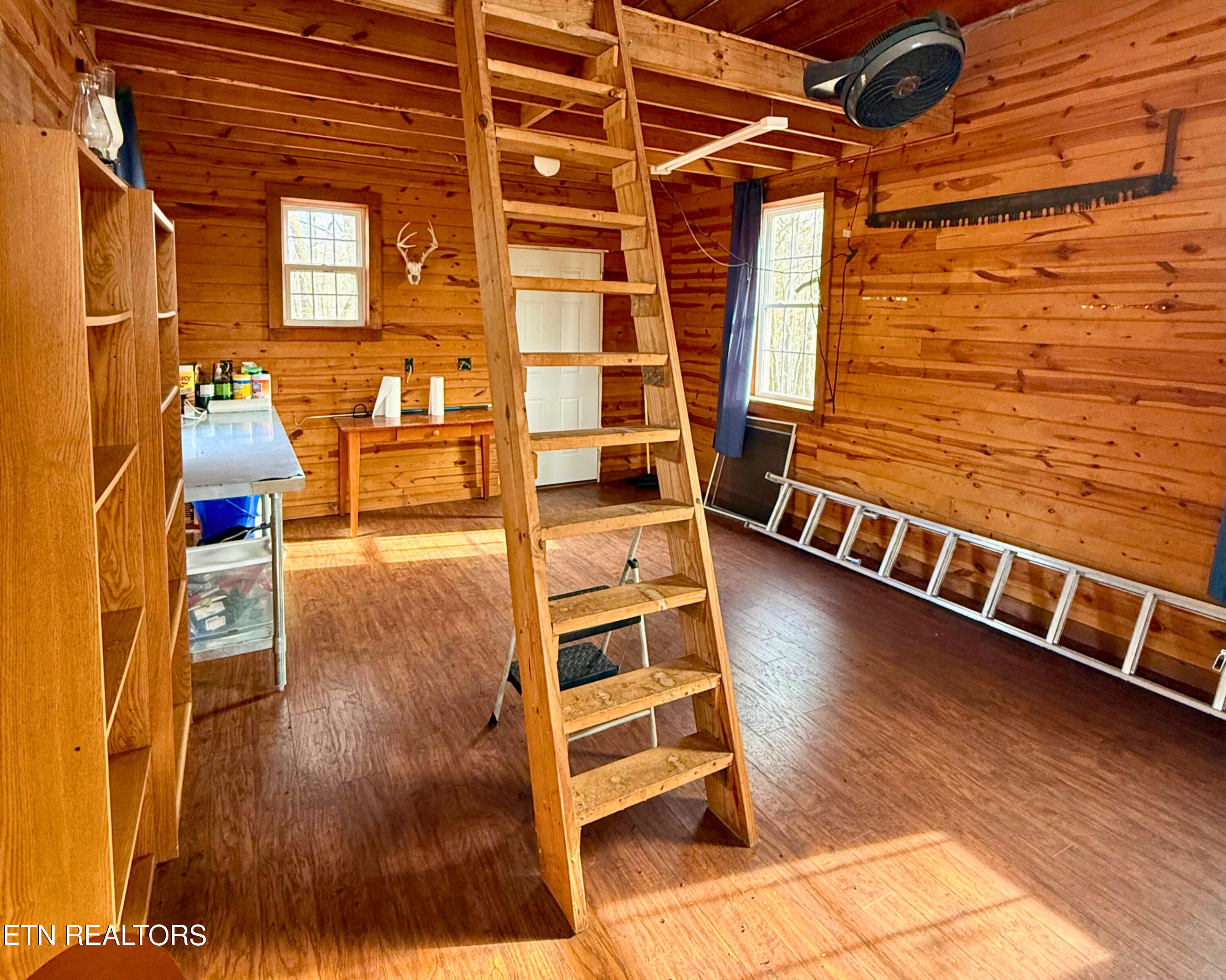 353 Red Bud Lane Hilham TN 38568