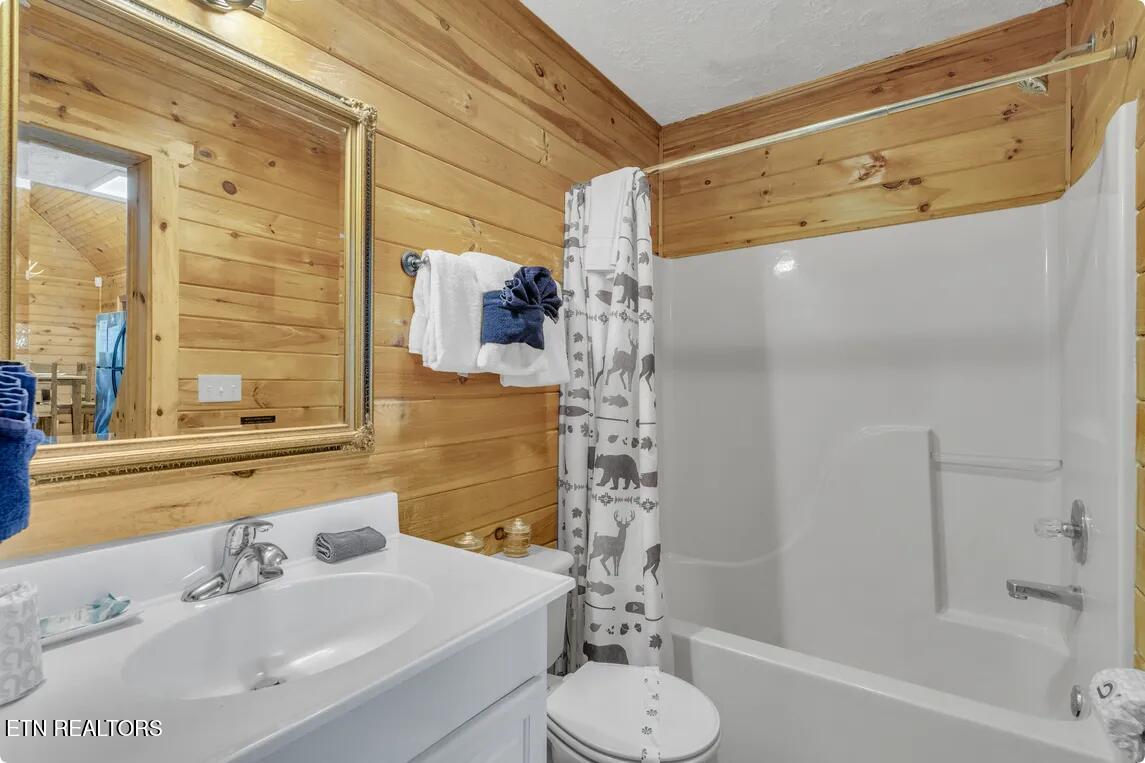 1815 Maranohe Way Sevierville TN 37862