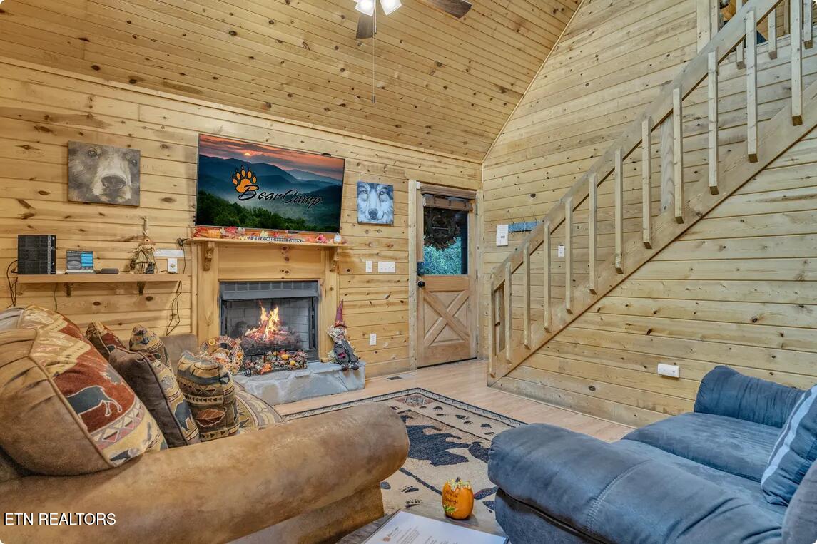1815 Maranohe Way Sevierville TN 37862