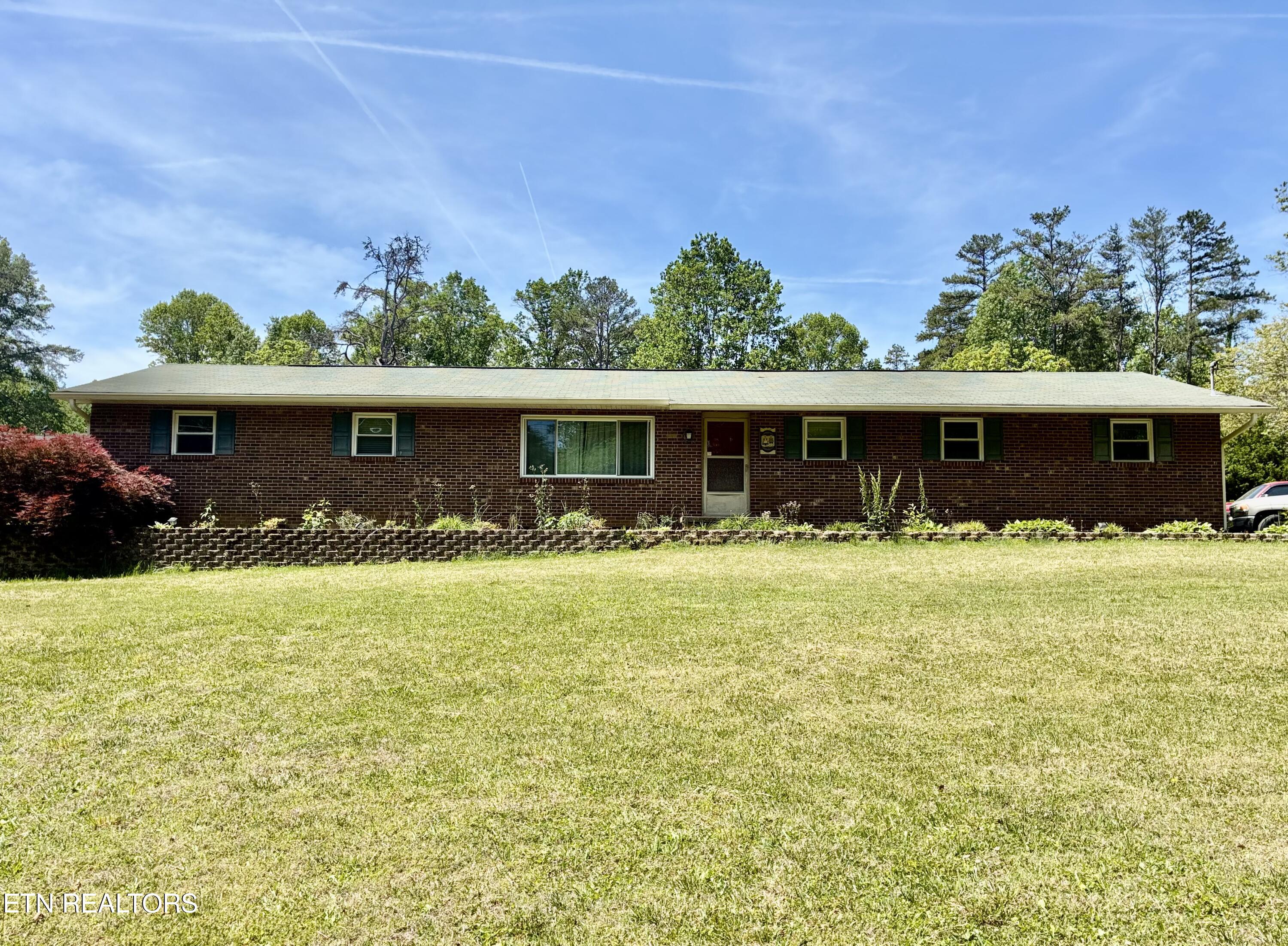 1513 N Campbell Station Road Knoxville TN 37932