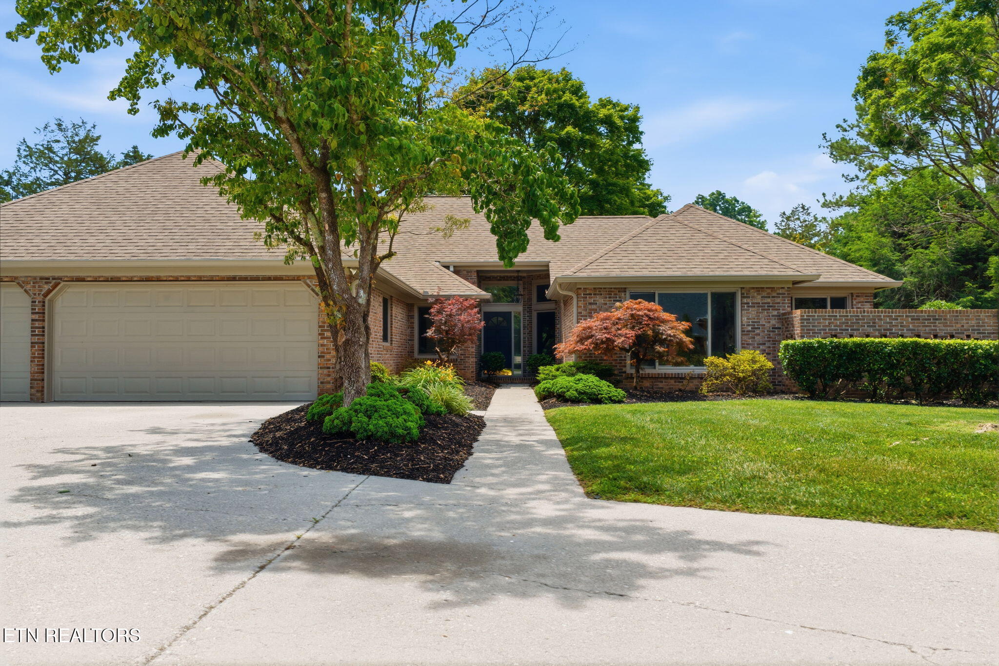 452 Mariner Point Drive Clinton TN 37716