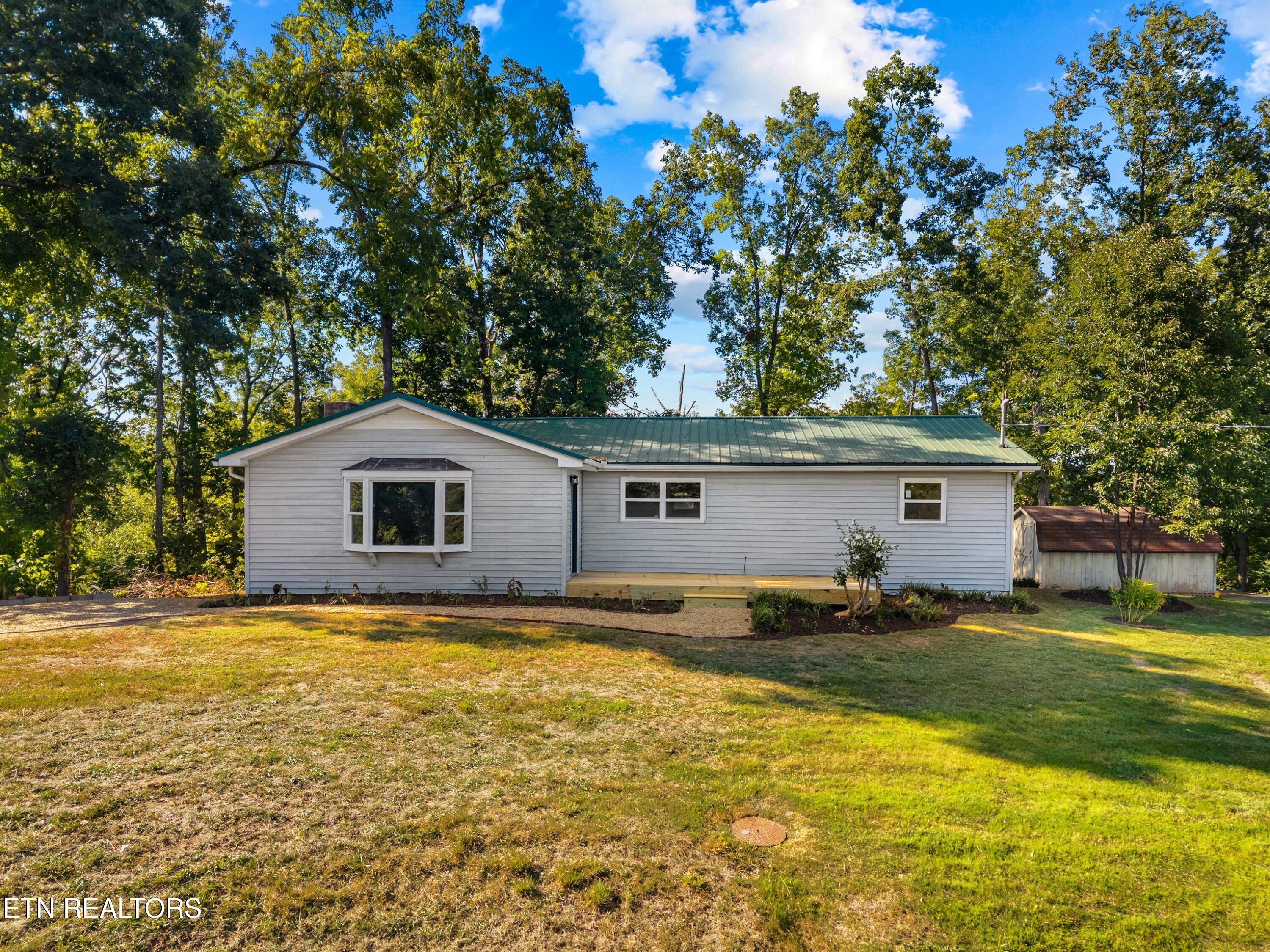 1928 Bouldercrest Drive Dandridge TN 37725