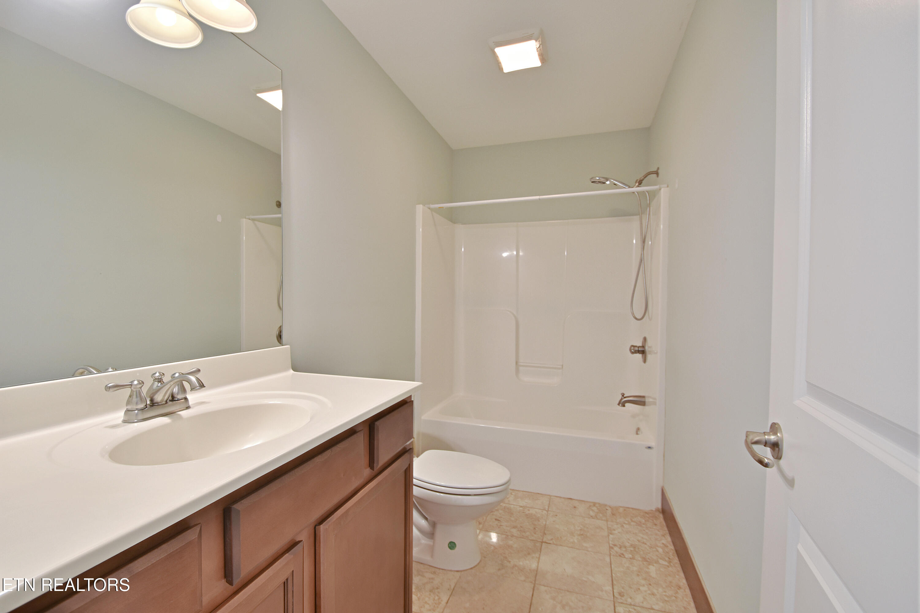 3032 Oakwood Hills Lane Knoxville TN 37931