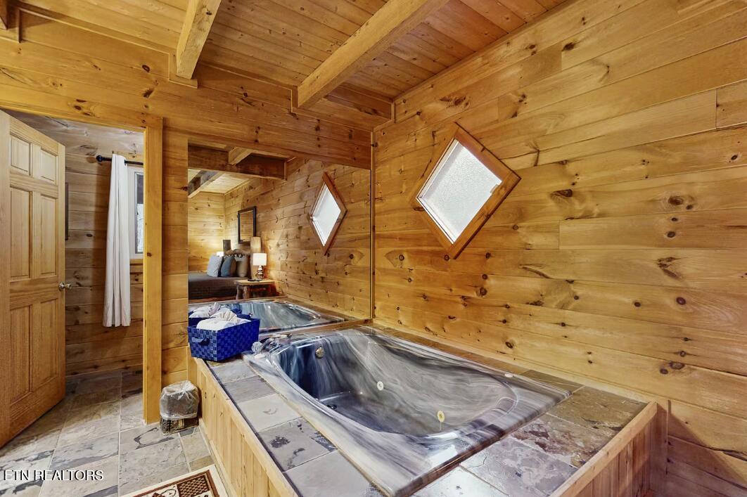2963 Little Cub Way Sevierville TN 37862