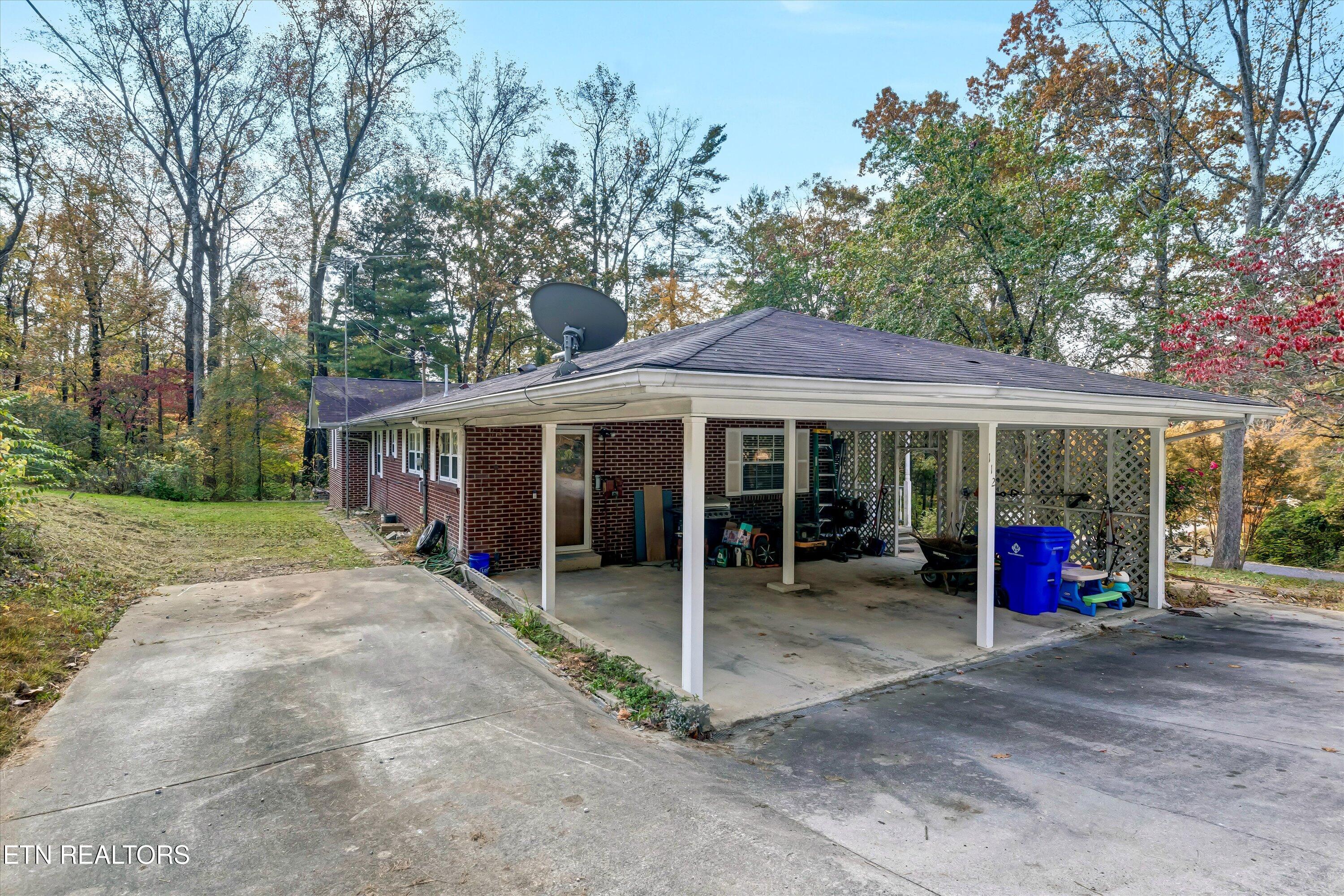 112 Montcrest Drive Harriman TN 37748
