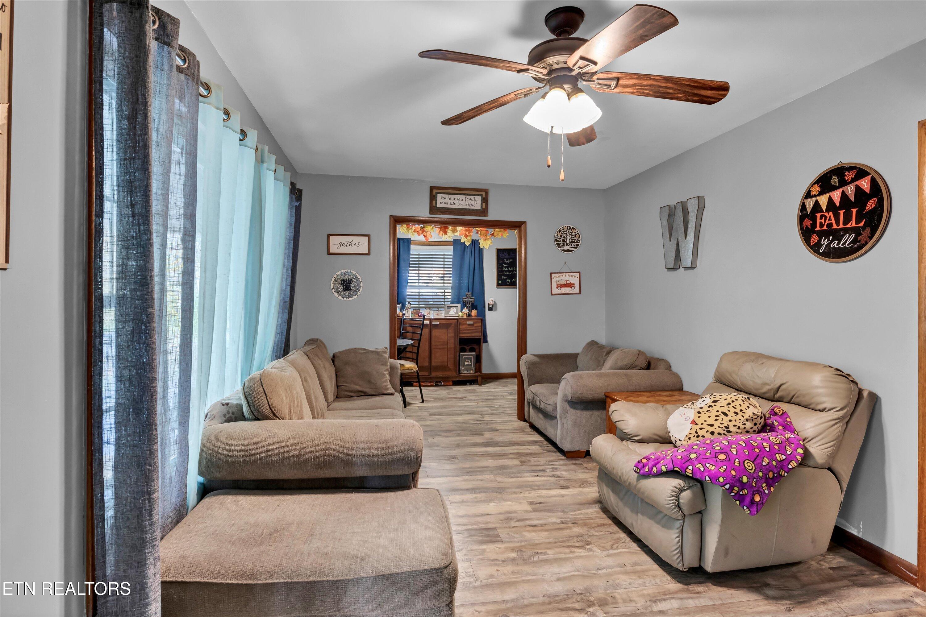 112 Montcrest Drive Harriman TN 37748