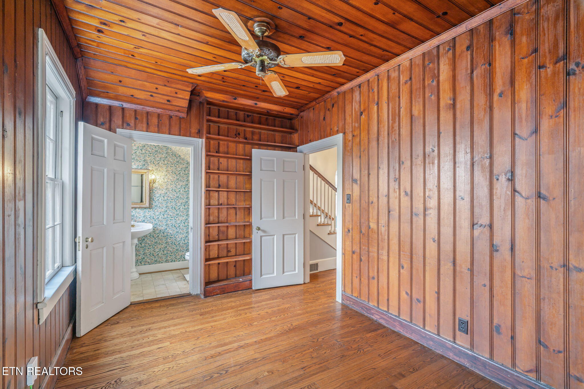 3823 Kingston Pike Knoxville TN 37919
