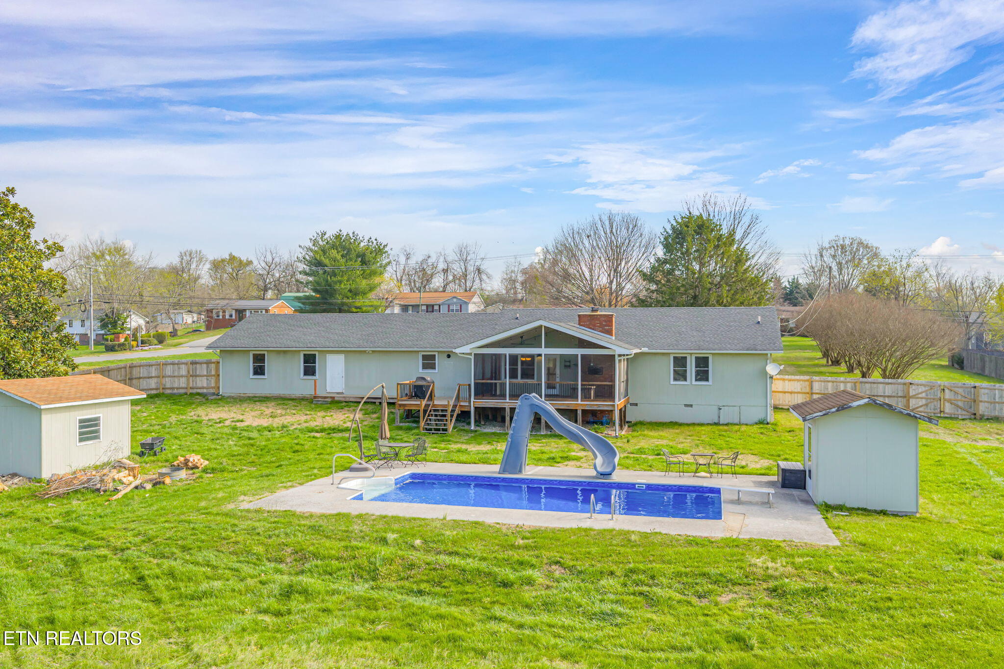 7905 Brickyard Road Powell TN 37849