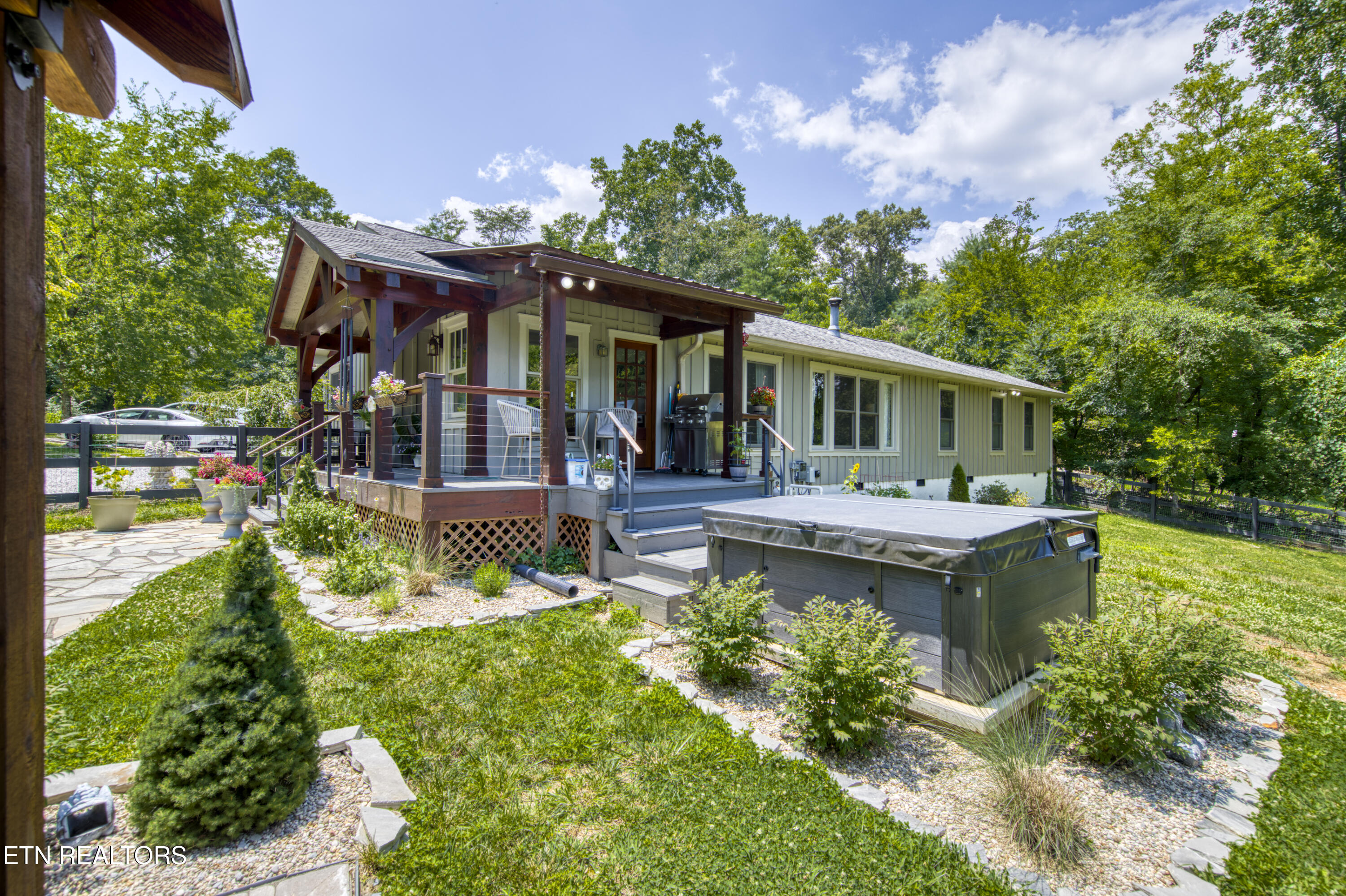8851 Gammon Way Knoxville TN 37922