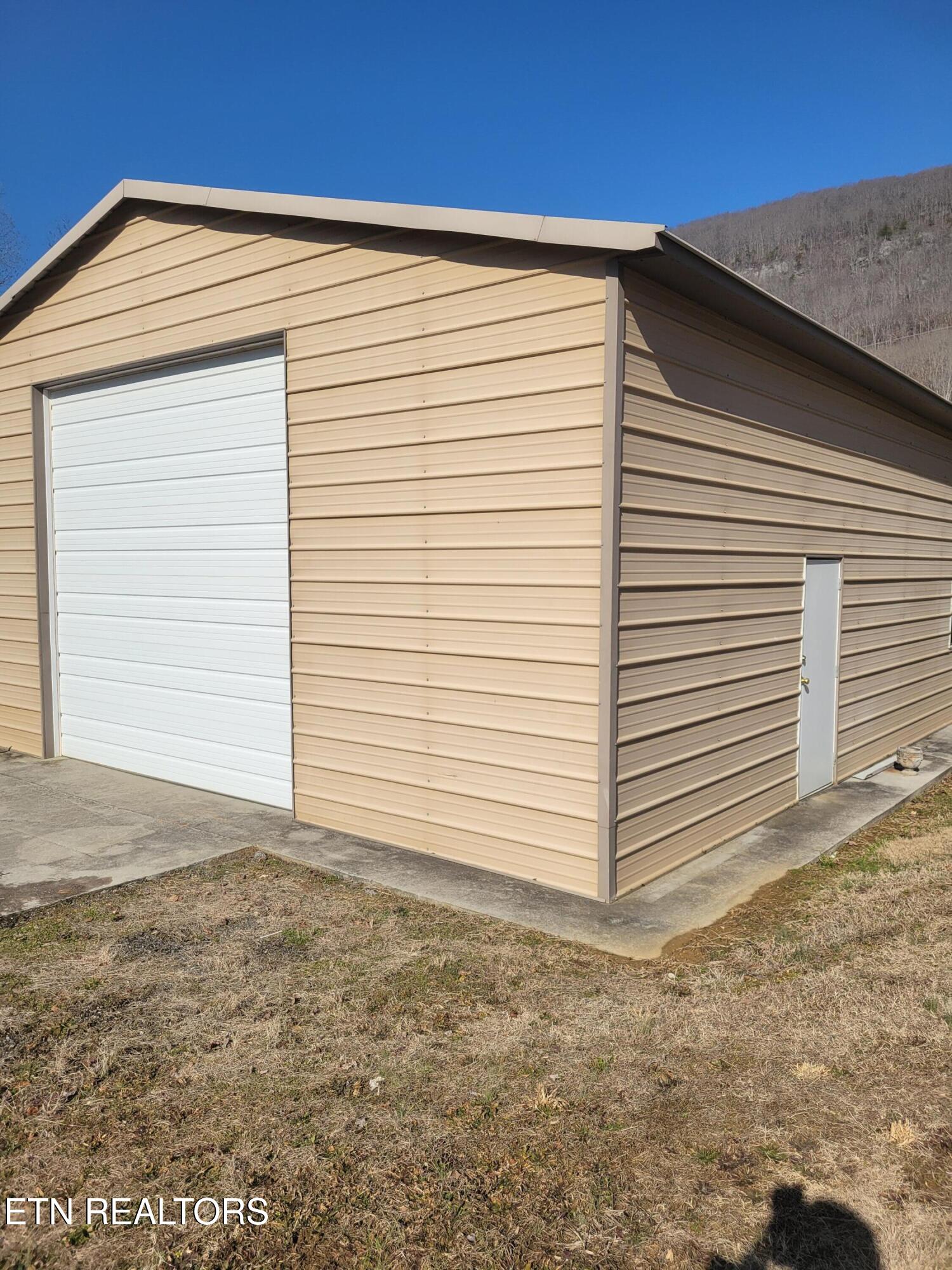 132 Ridgecrest Drive Harriman TN 37748