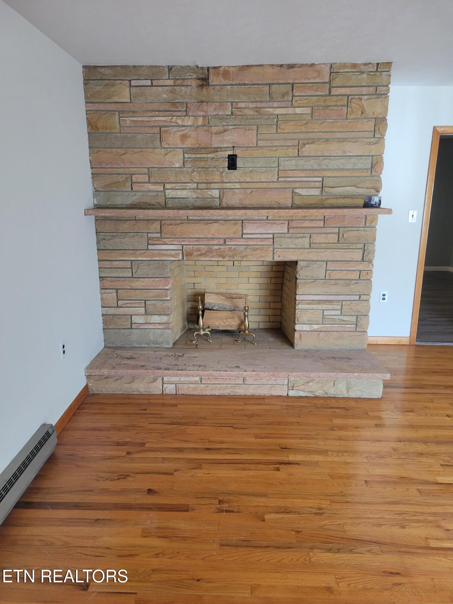 132 Ridgecrest Drive Harriman TN 37748