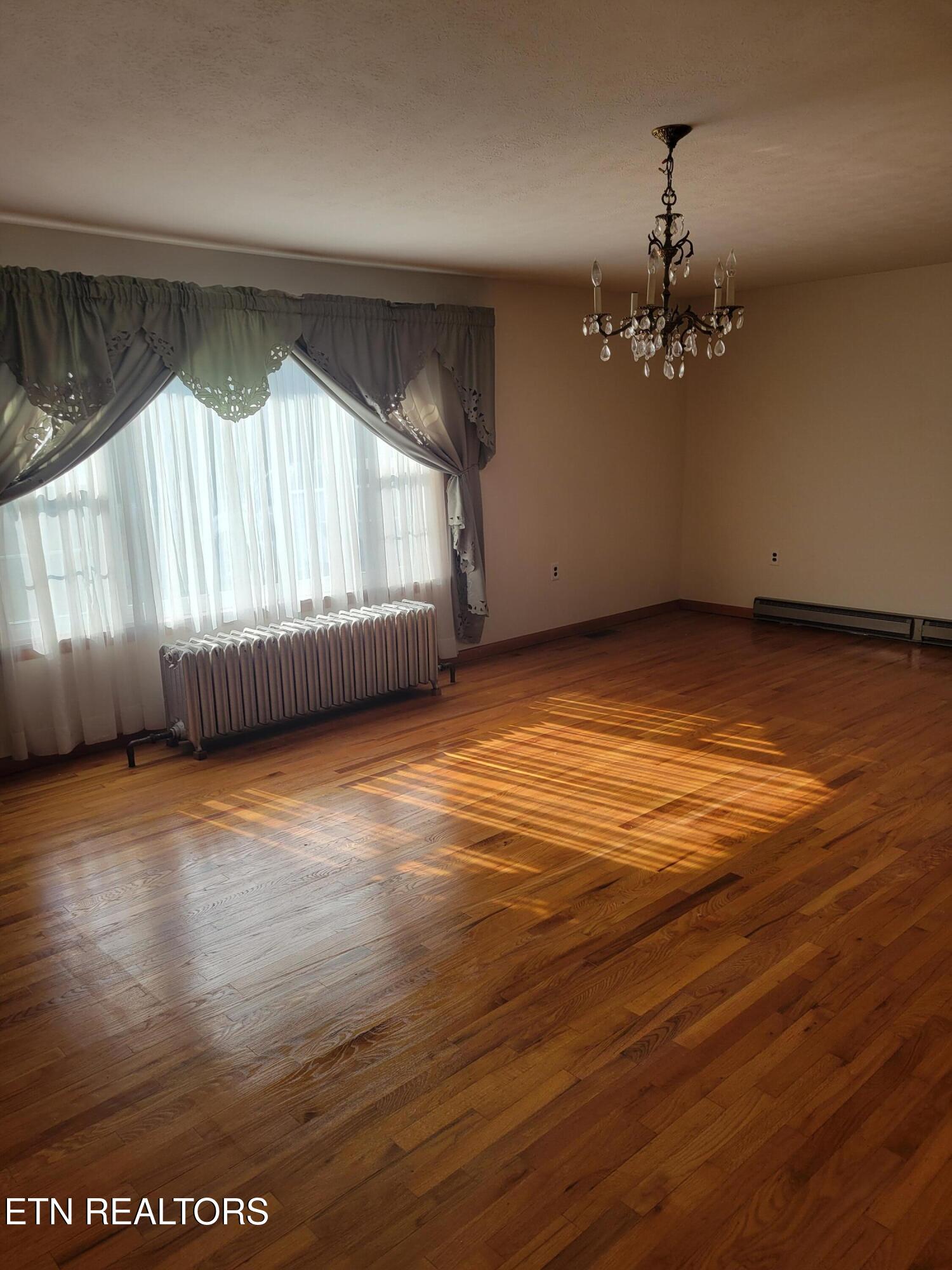 132 Ridgecrest Drive Harriman TN 37748