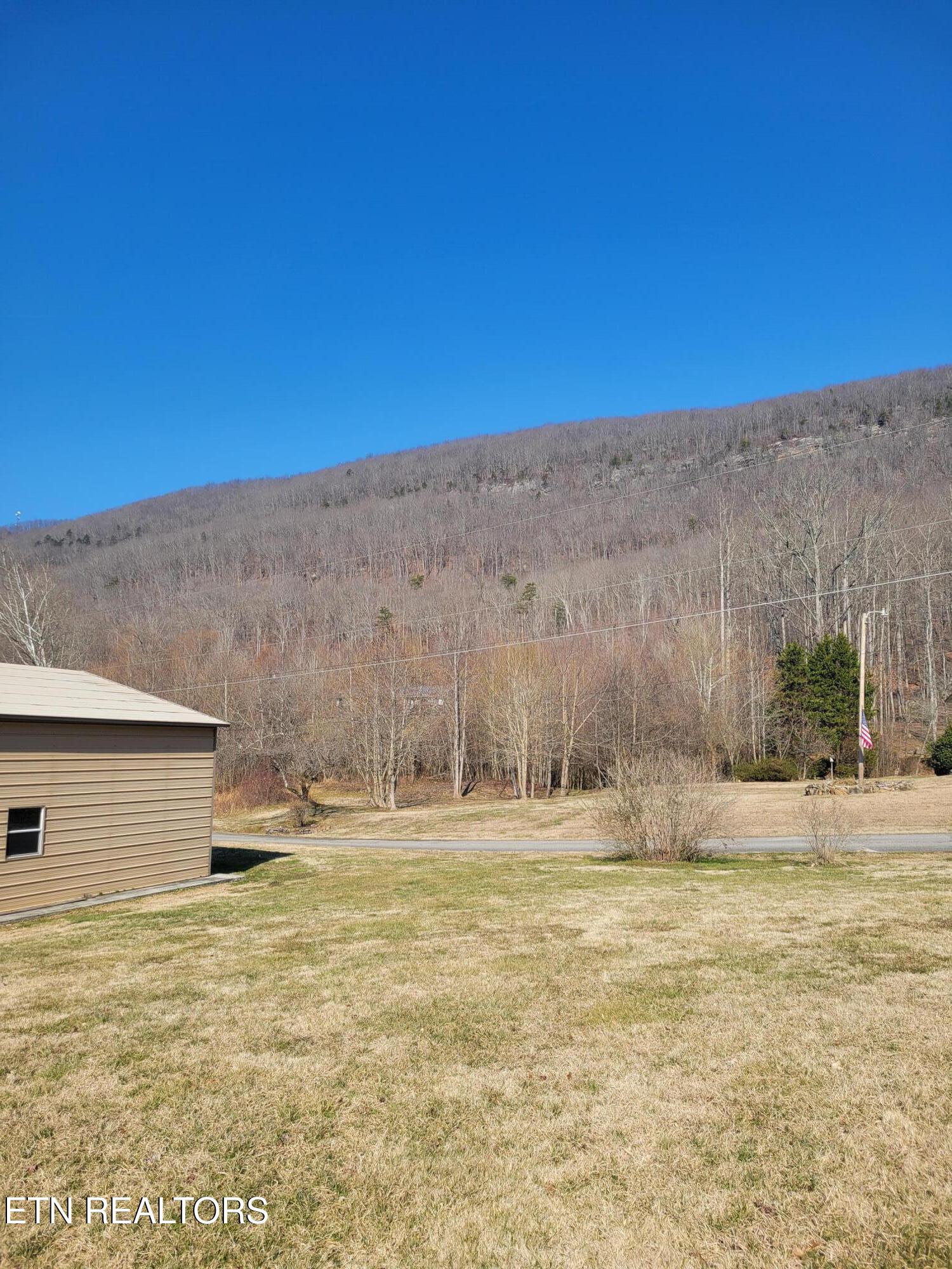 132 Ridgecrest Drive Harriman TN 37748