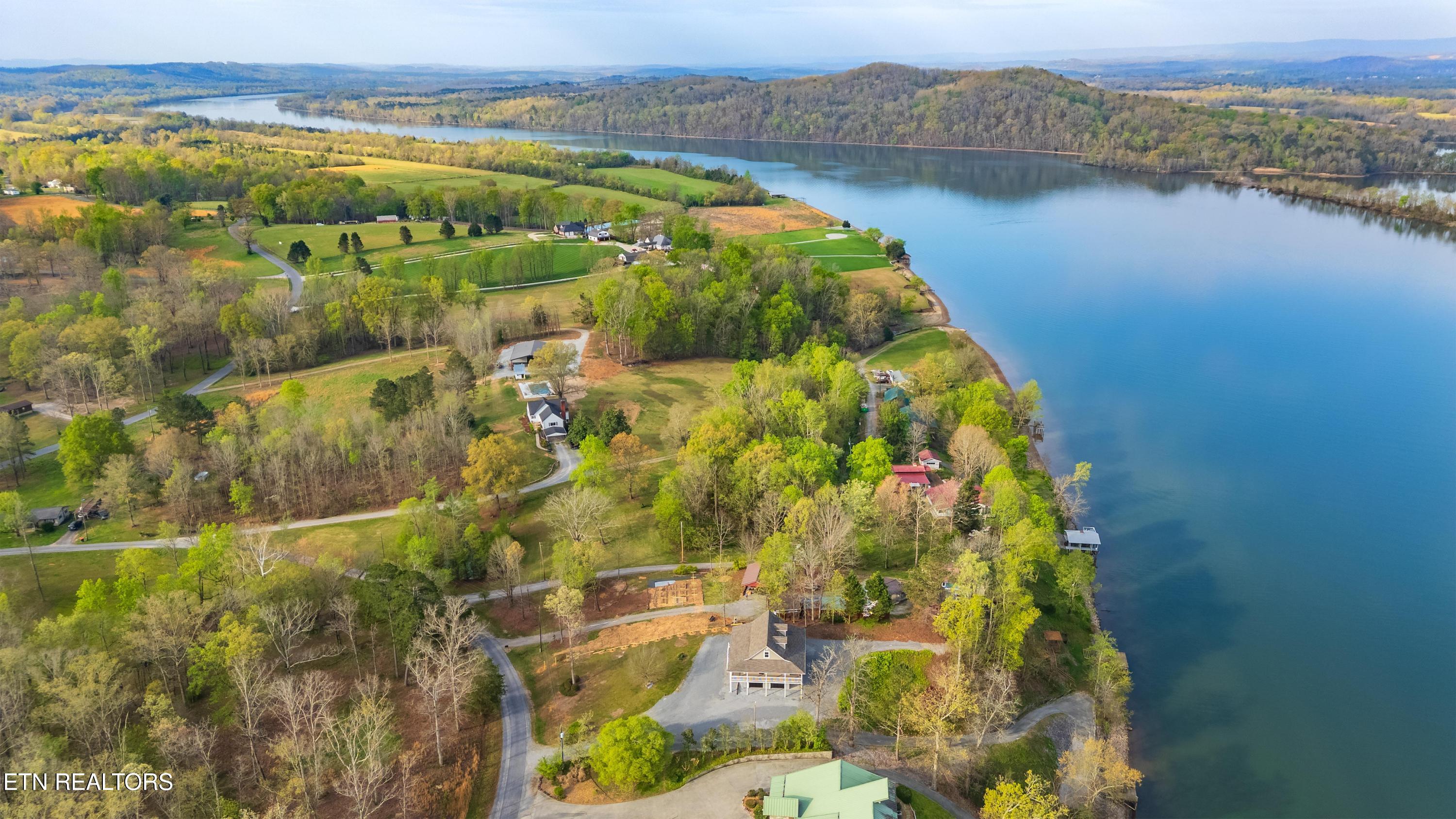 325 Russell Lane Decatur TN 37322