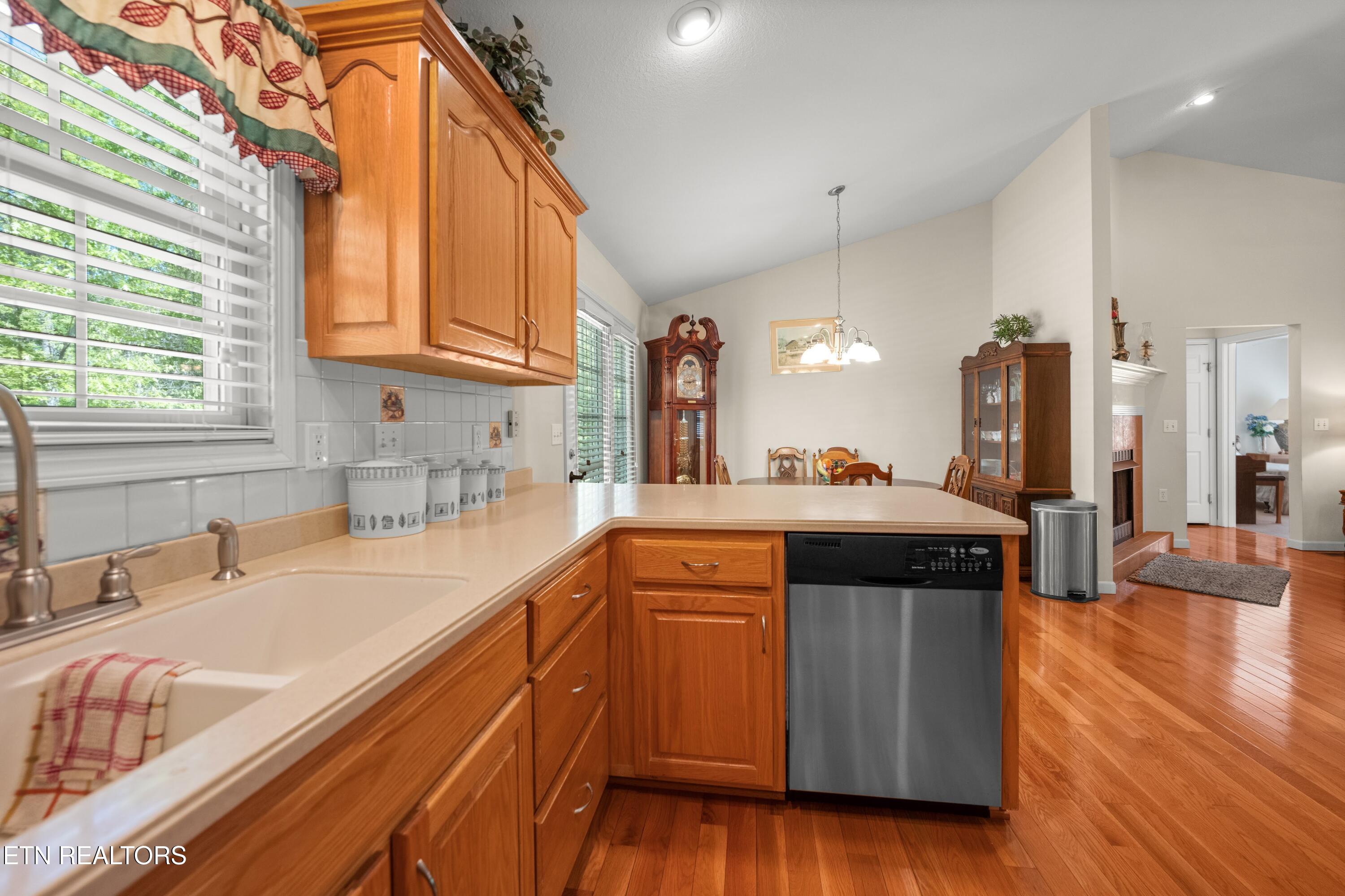 957 Stonecrest Loop Crossville TN 38571