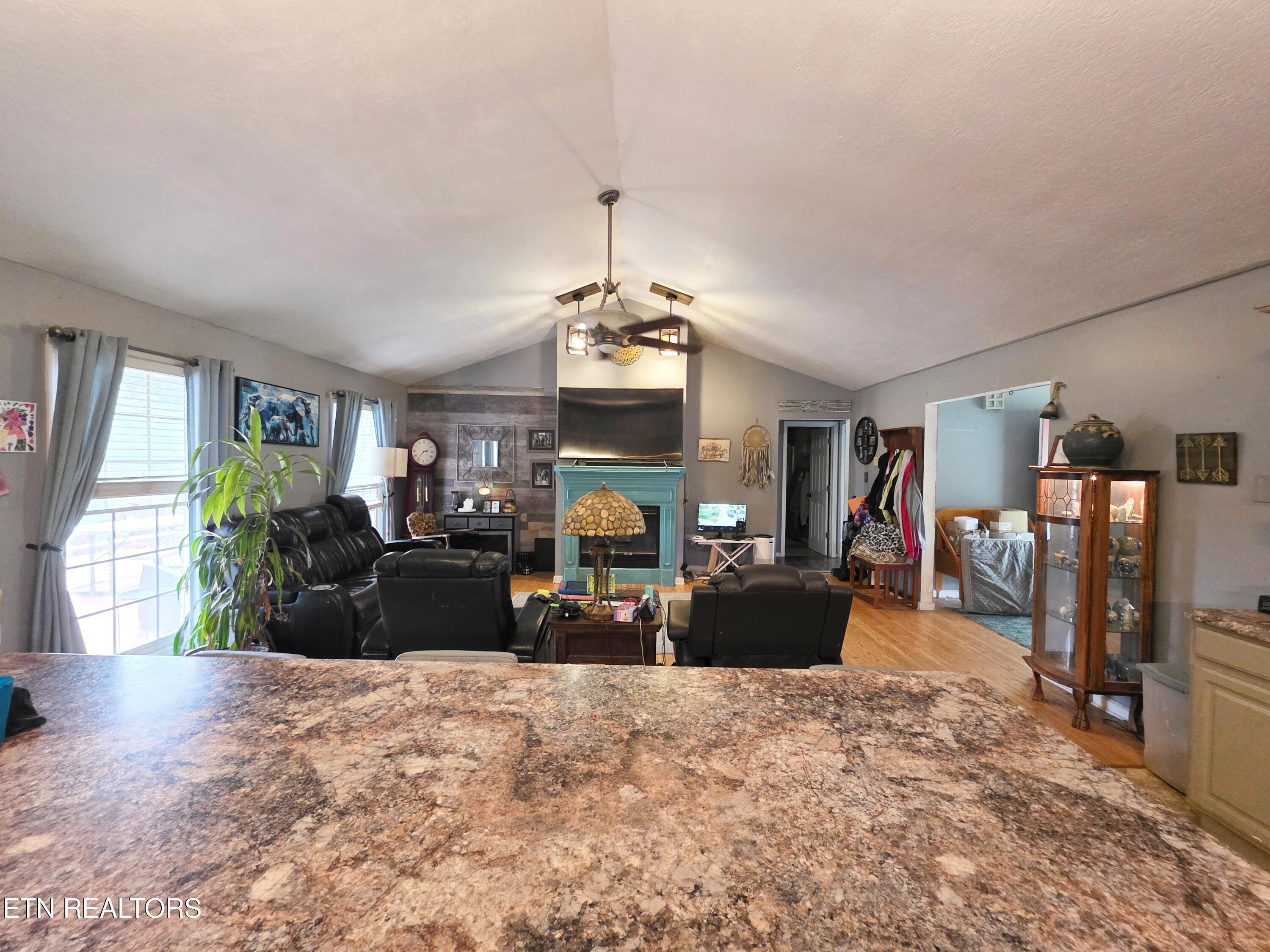 7807 Squirrel Lane Powell TN 37849