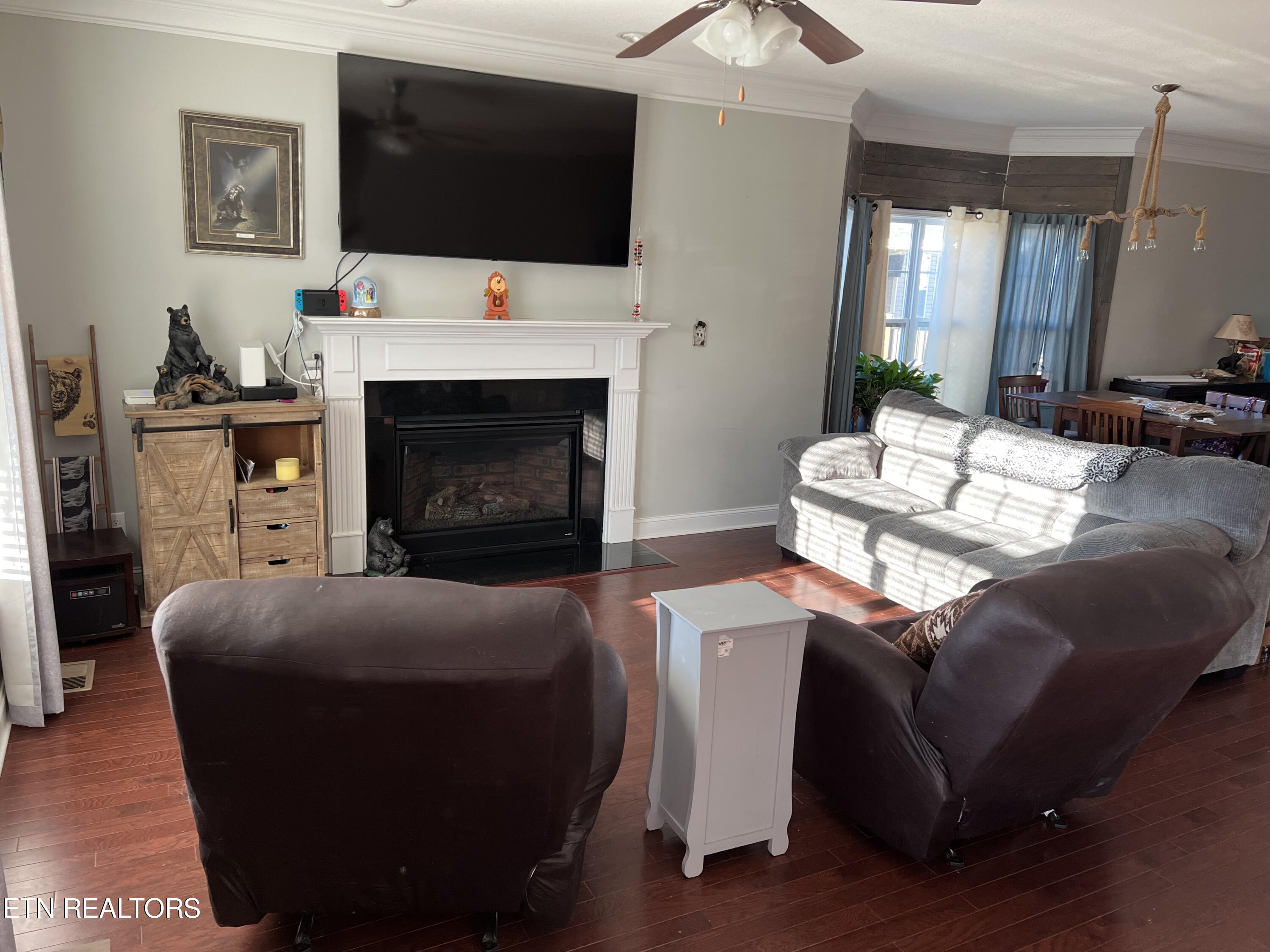 2566 Sparkling Star Lane Knoxville TN 37931