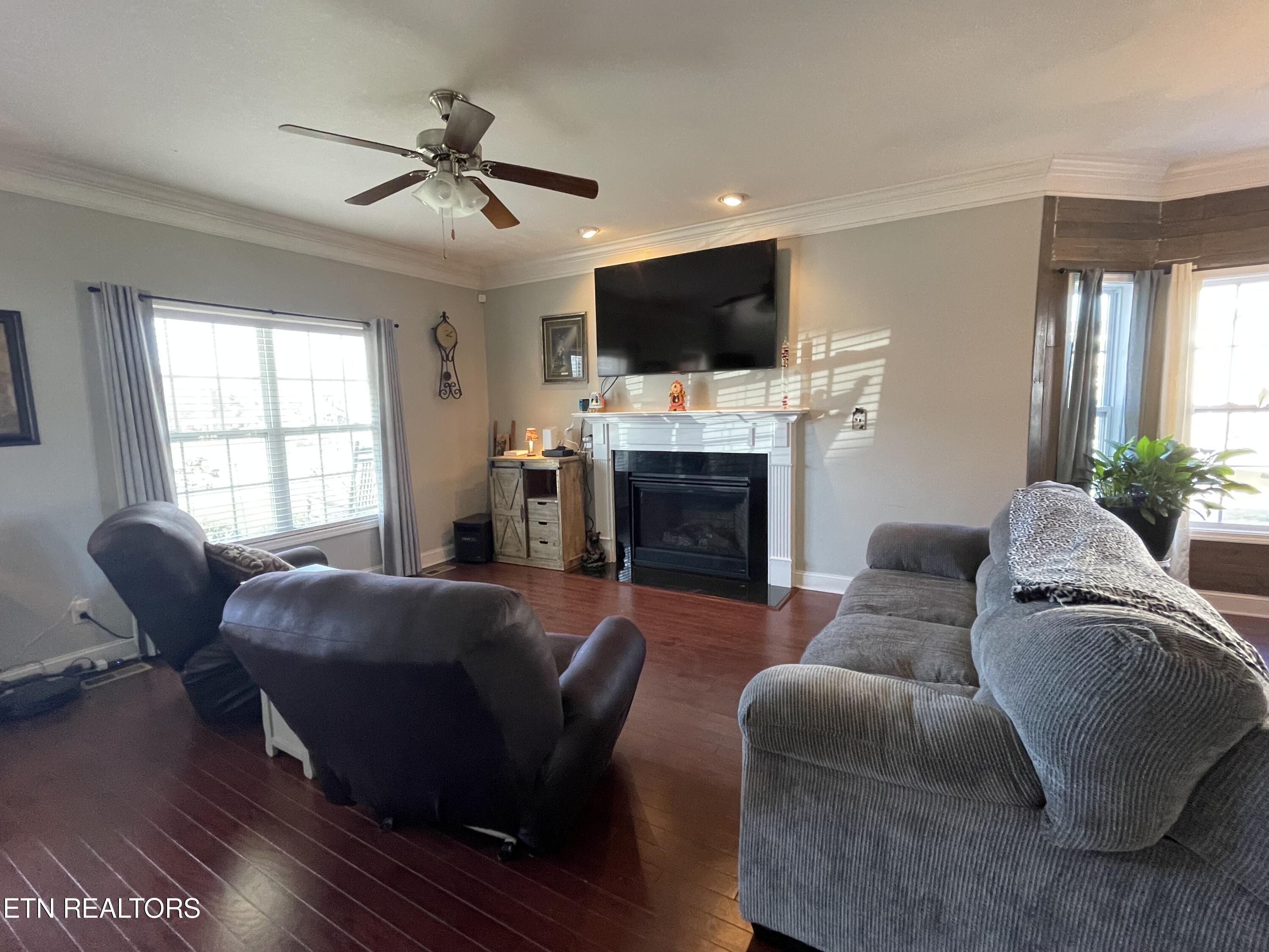 2566 Sparkling Star Lane Knoxville TN 37931