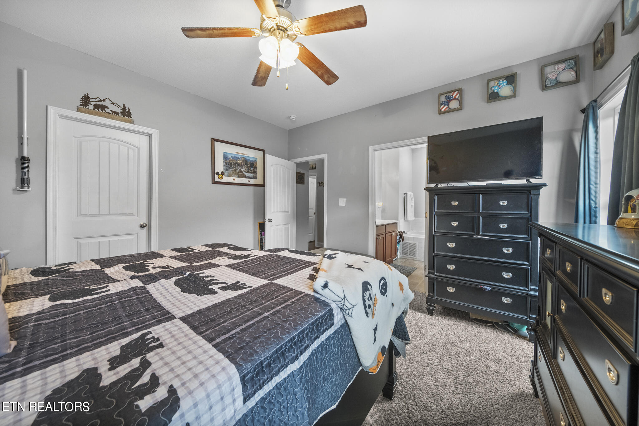 2566 Sparkling Star Lane Knoxville TN 37931