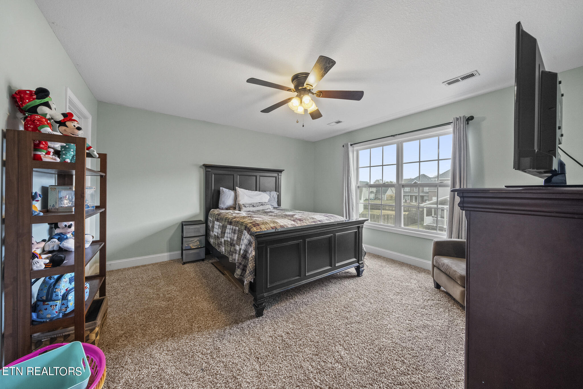 2566 Sparkling Star Lane Knoxville TN 37931