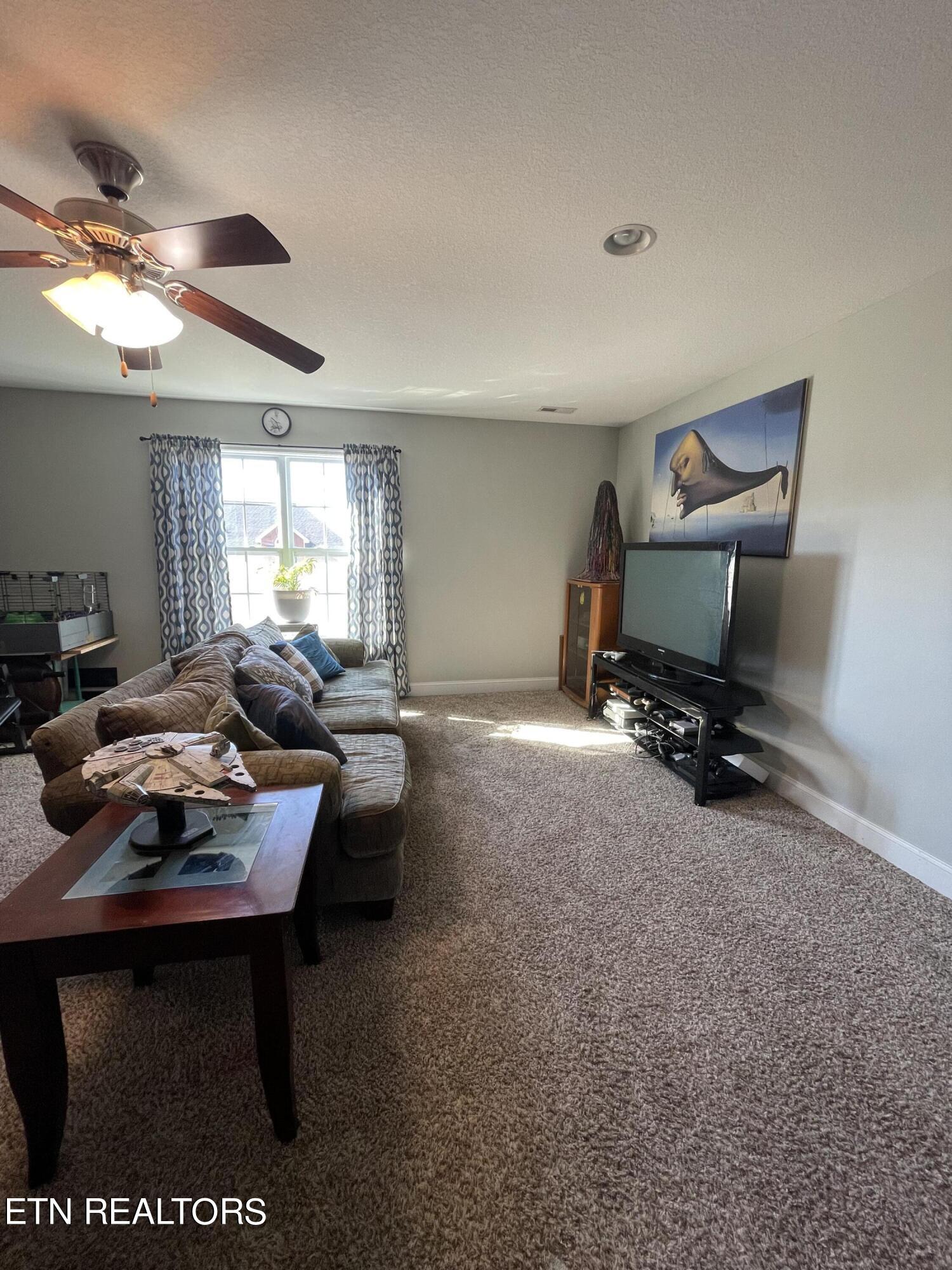2566 Sparkling Star Lane Knoxville TN 37931