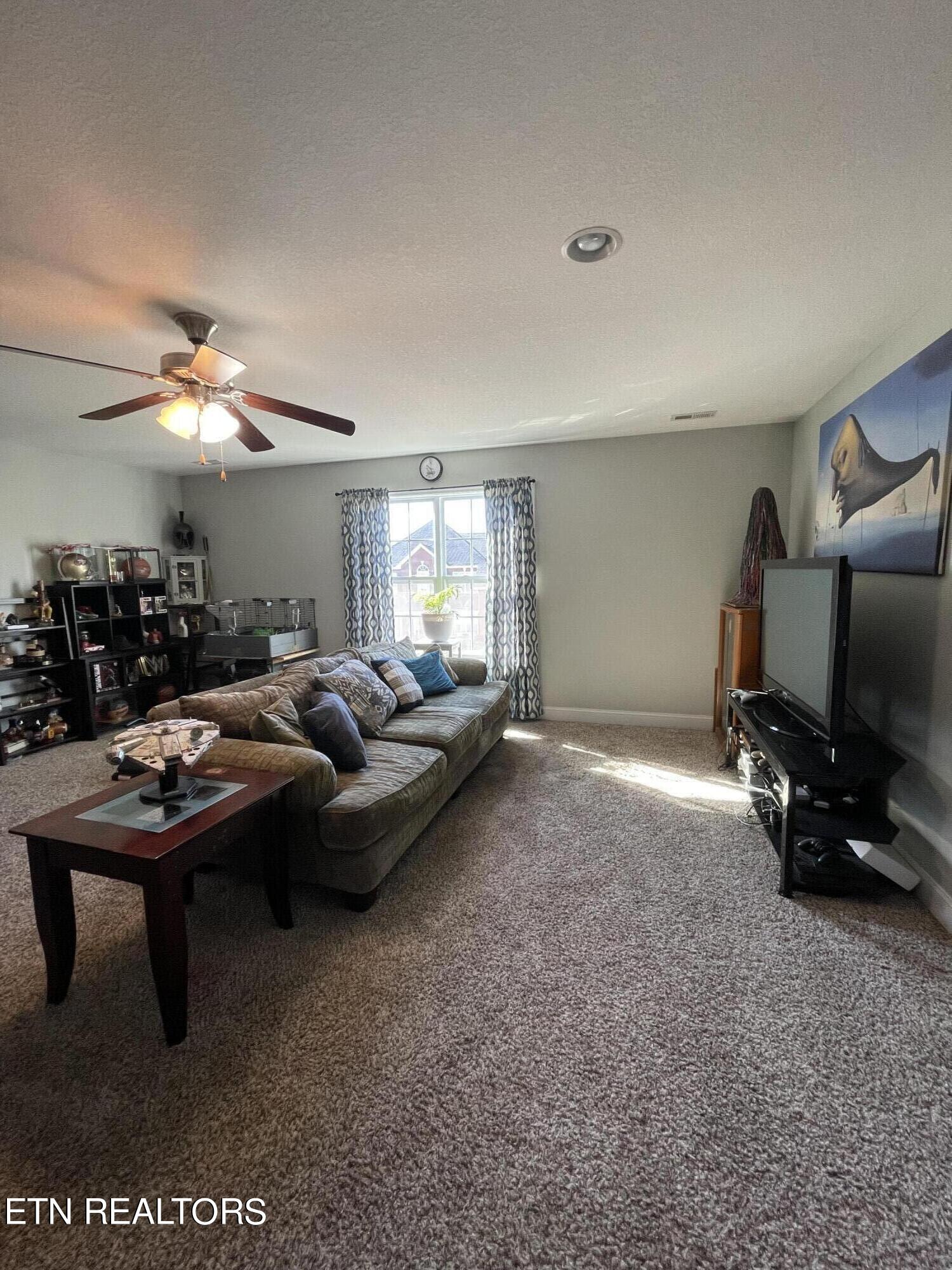 2566 Sparkling Star Lane Knoxville TN 37931