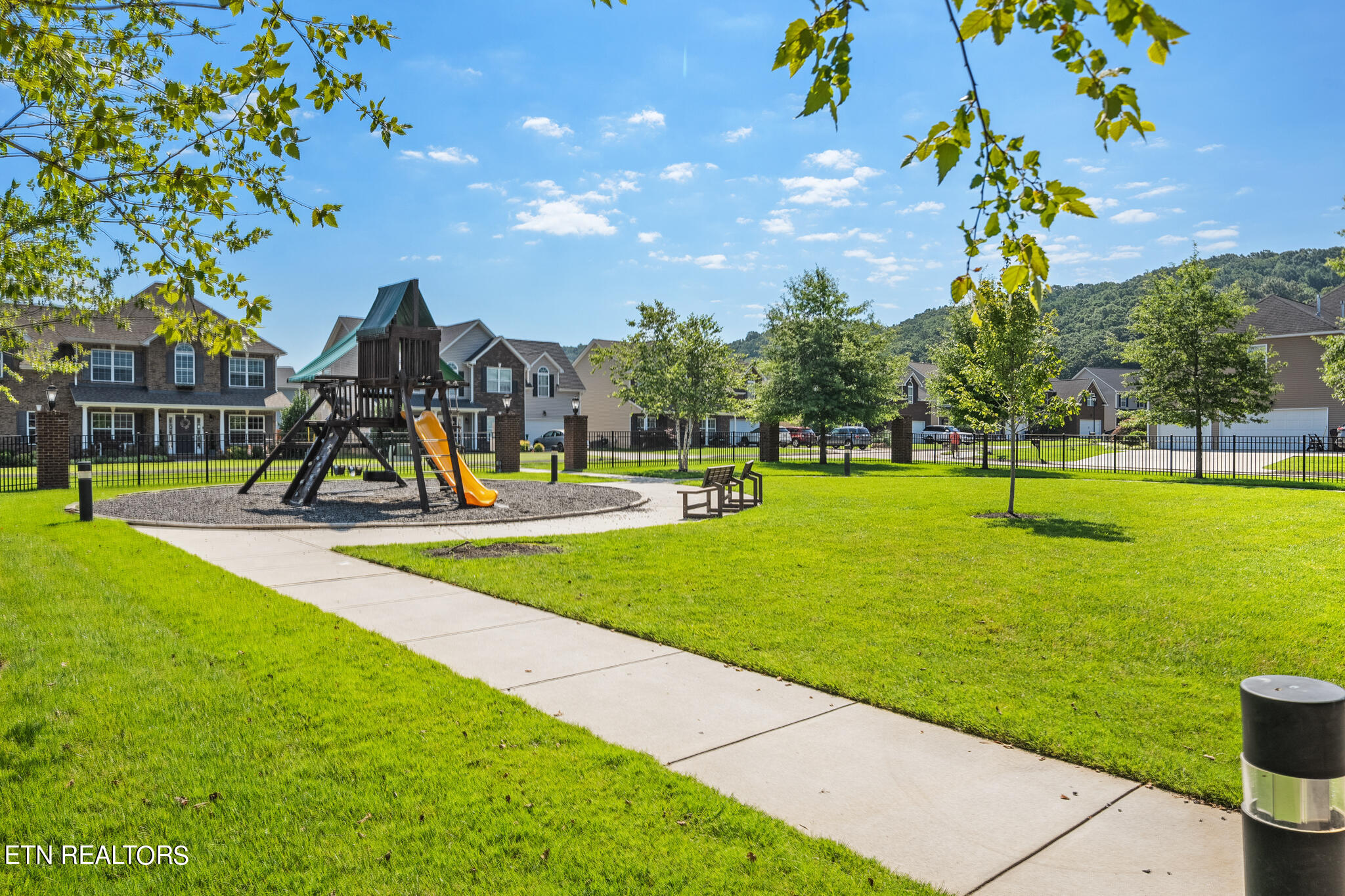 2566 Sparkling Star Lane Knoxville TN 37931