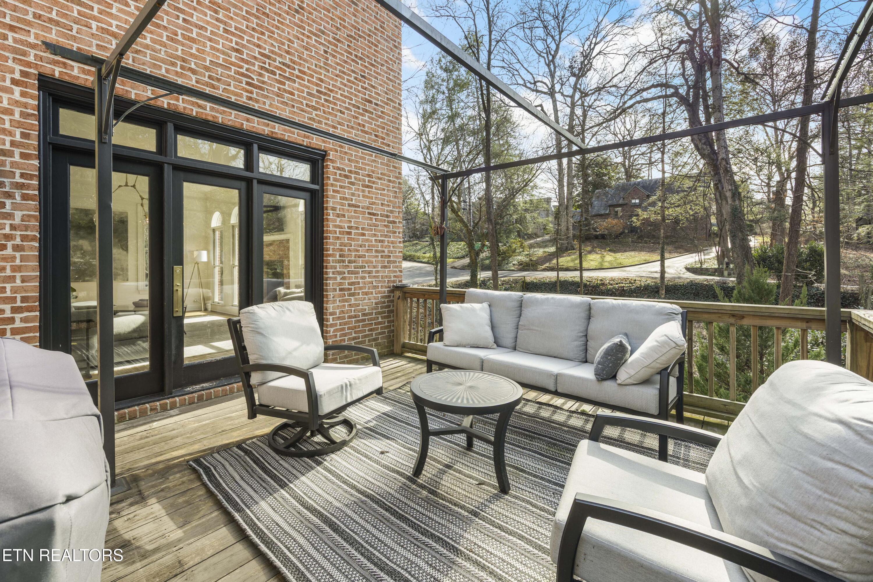 465 W Hillvale Turn Knoxville TN 37919