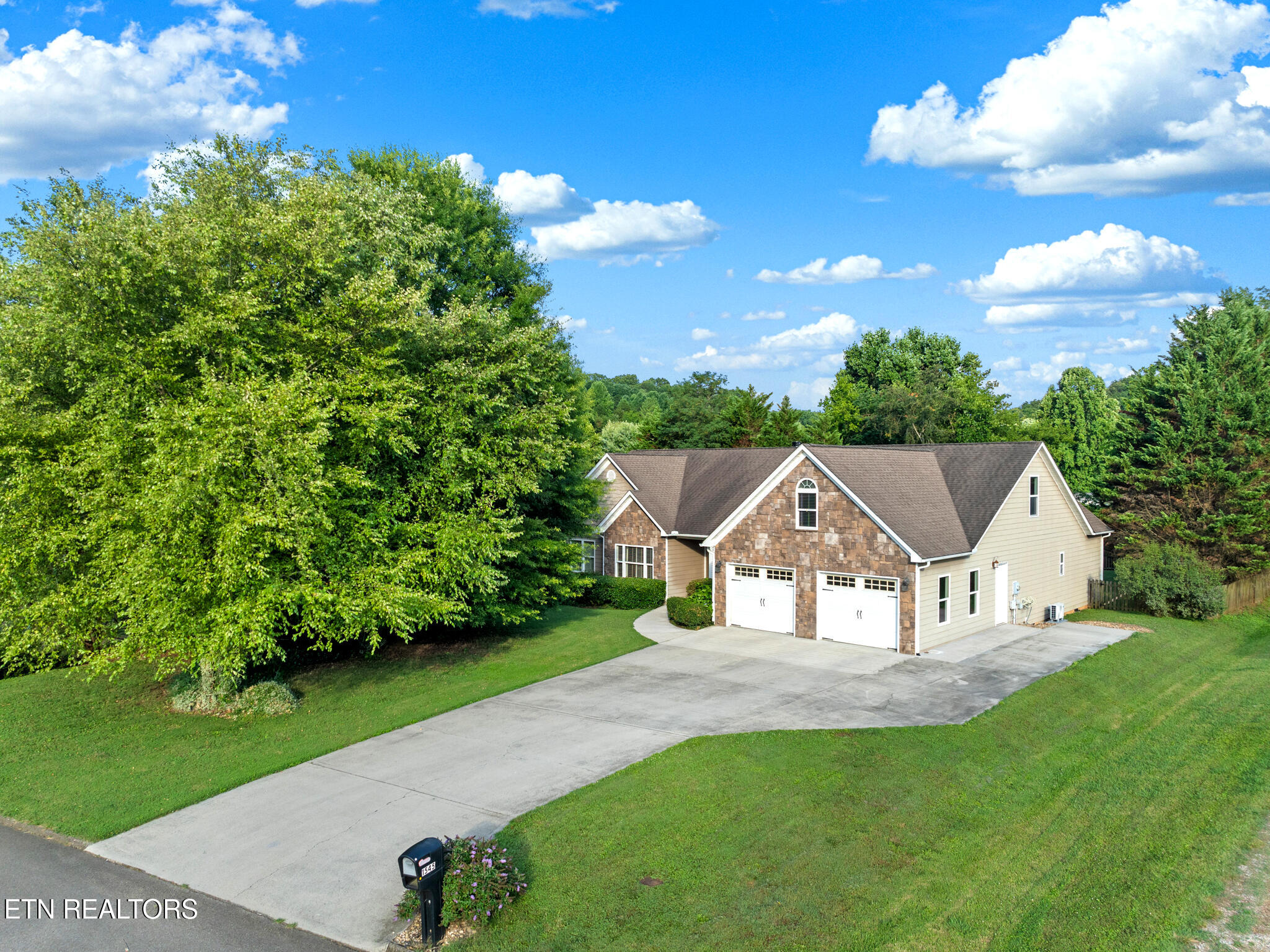 1545 Seven Oaks Drive Morristown TN 37814