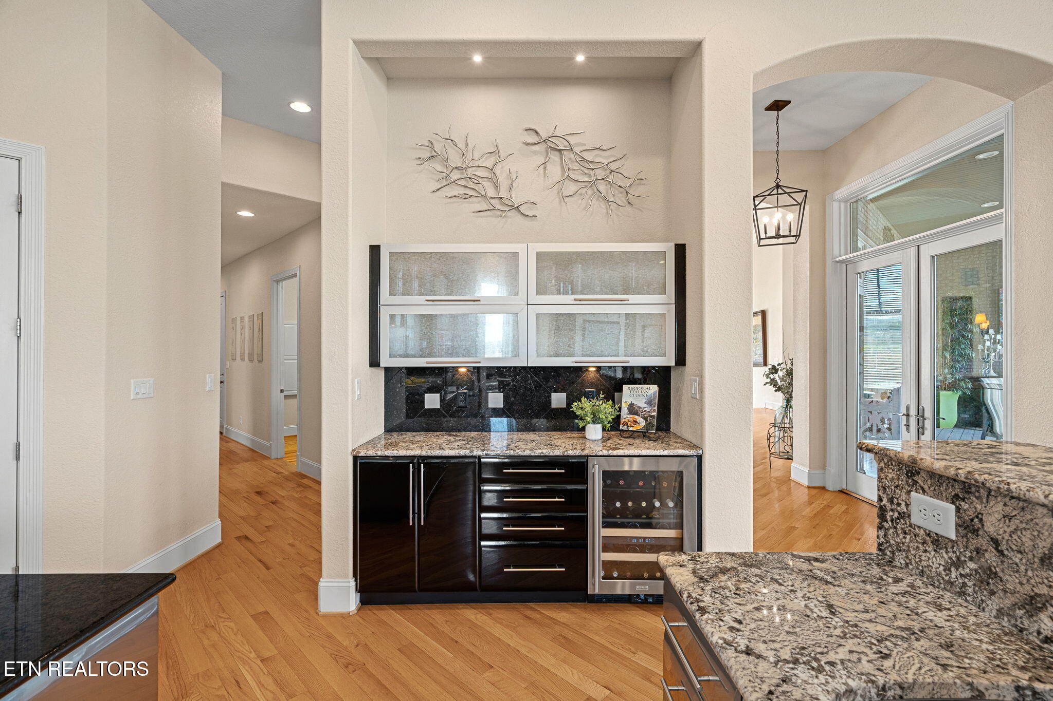3726 Promontory Point Louisville TN 37777