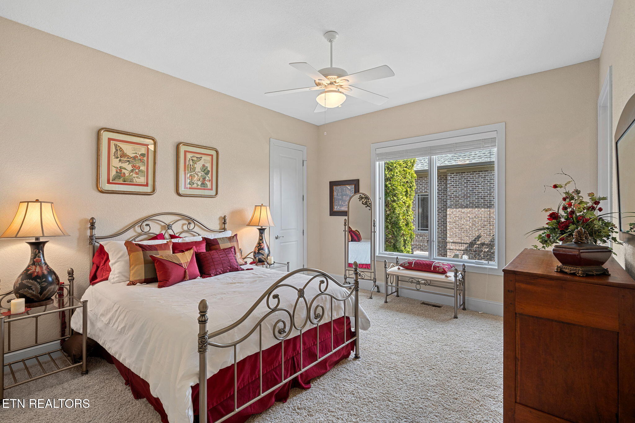 3726 Promontory Point Louisville TN 37777