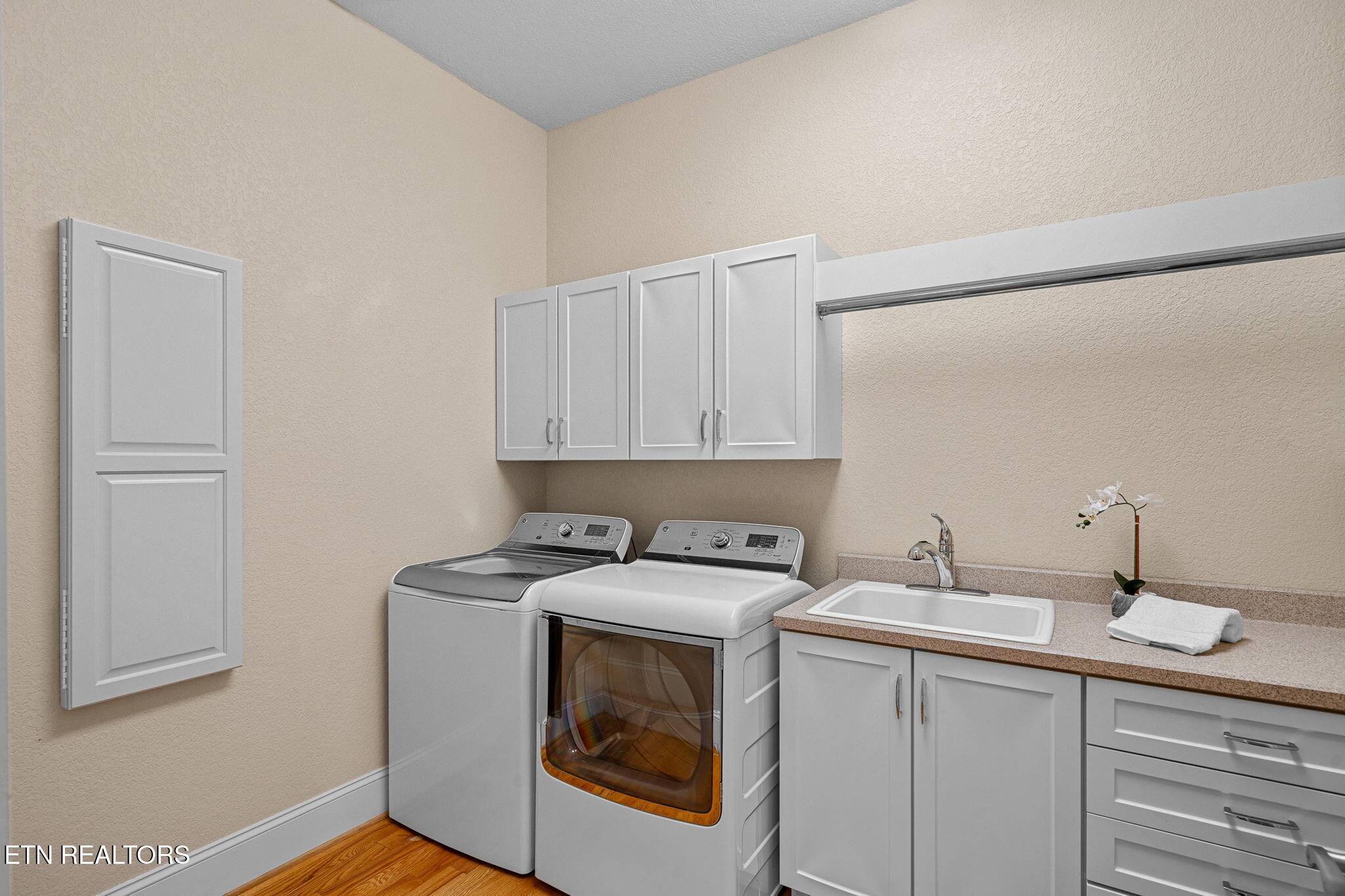 3726 Promontory Point Louisville TN 37777