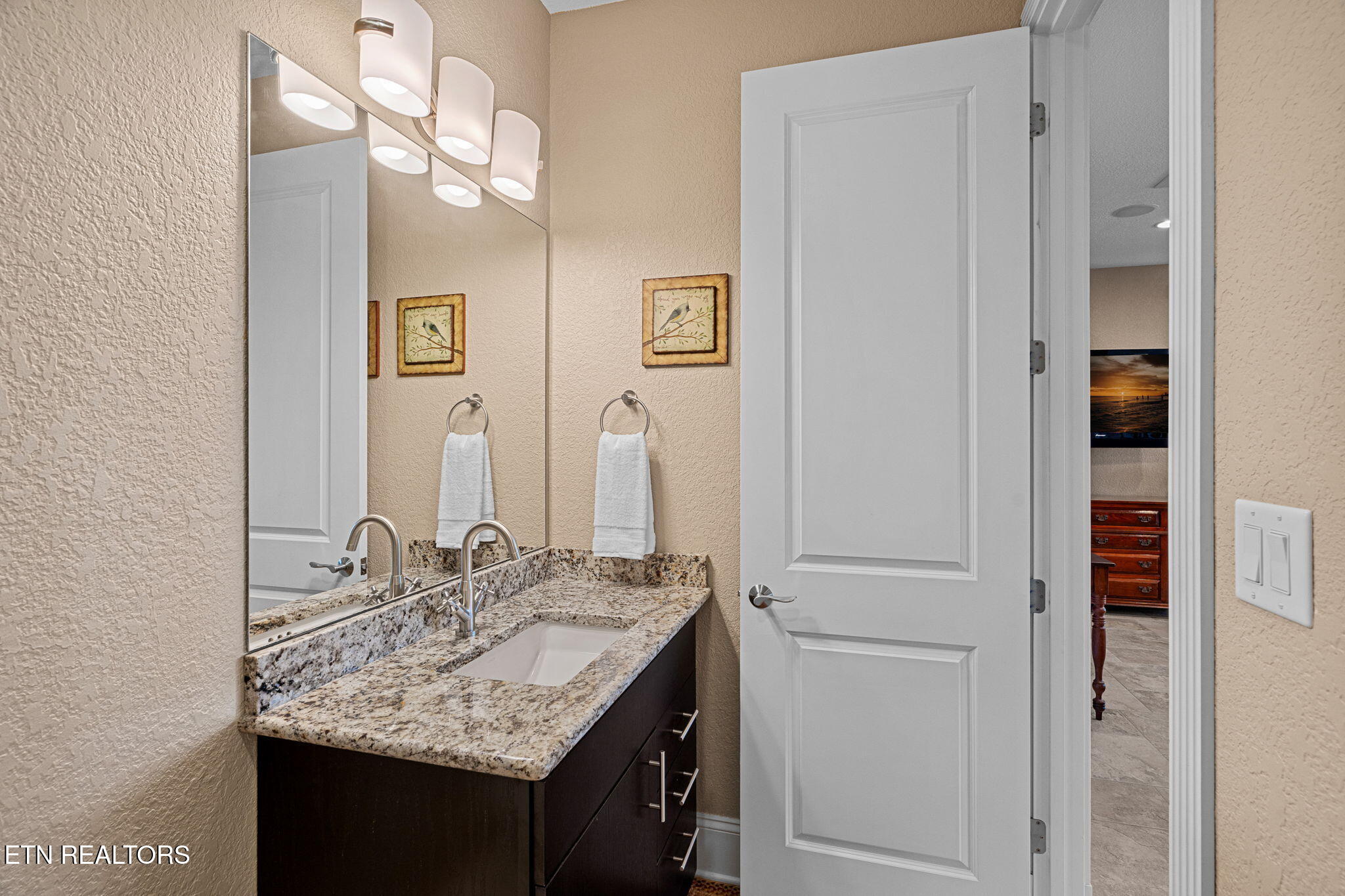 3726 Promontory Point Louisville TN 37777
