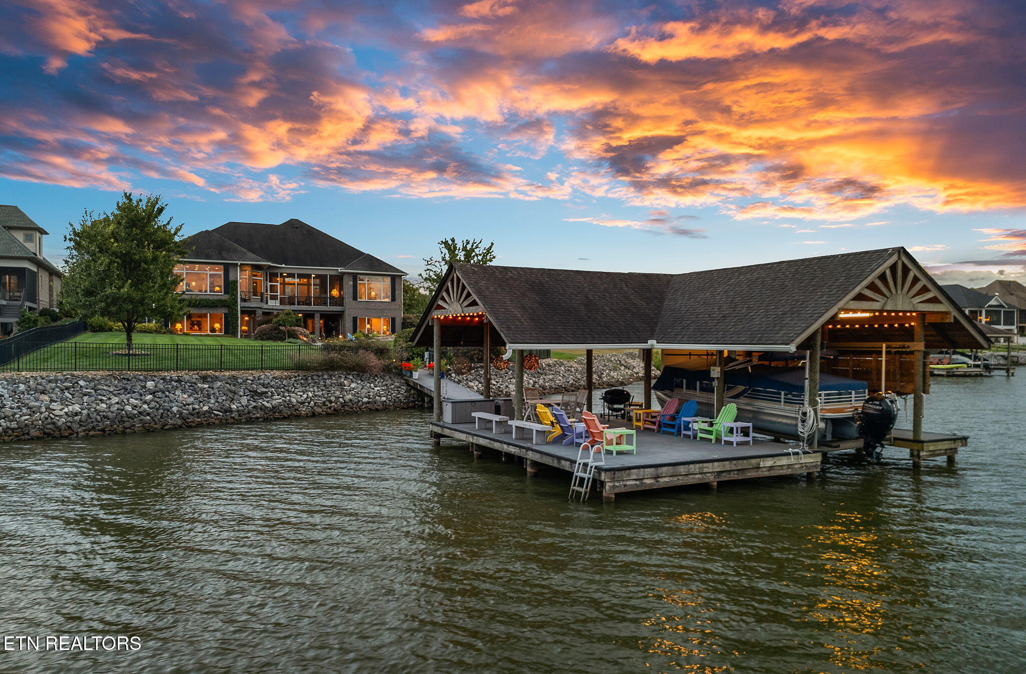 3726 Promontory Point Louisville TN 37777
