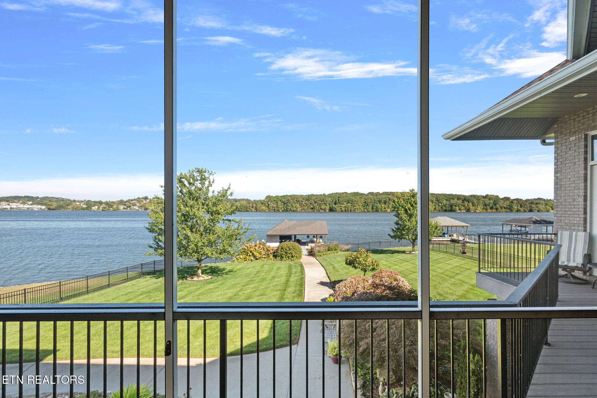 3726 Promontory Point Louisville TN 37777