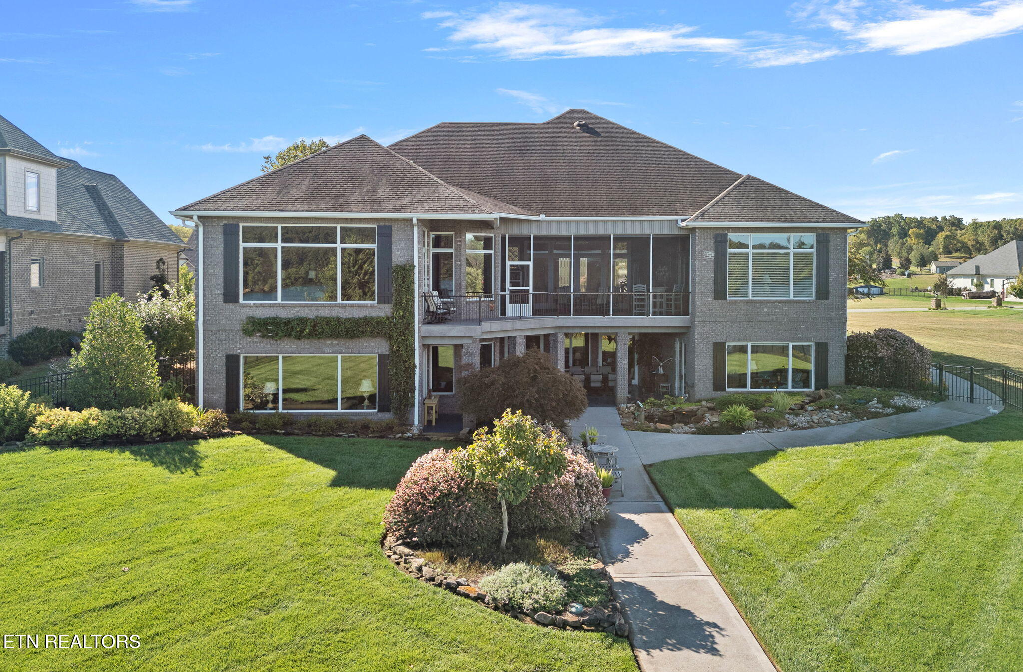 3726 Promontory Point Louisville TN 37777