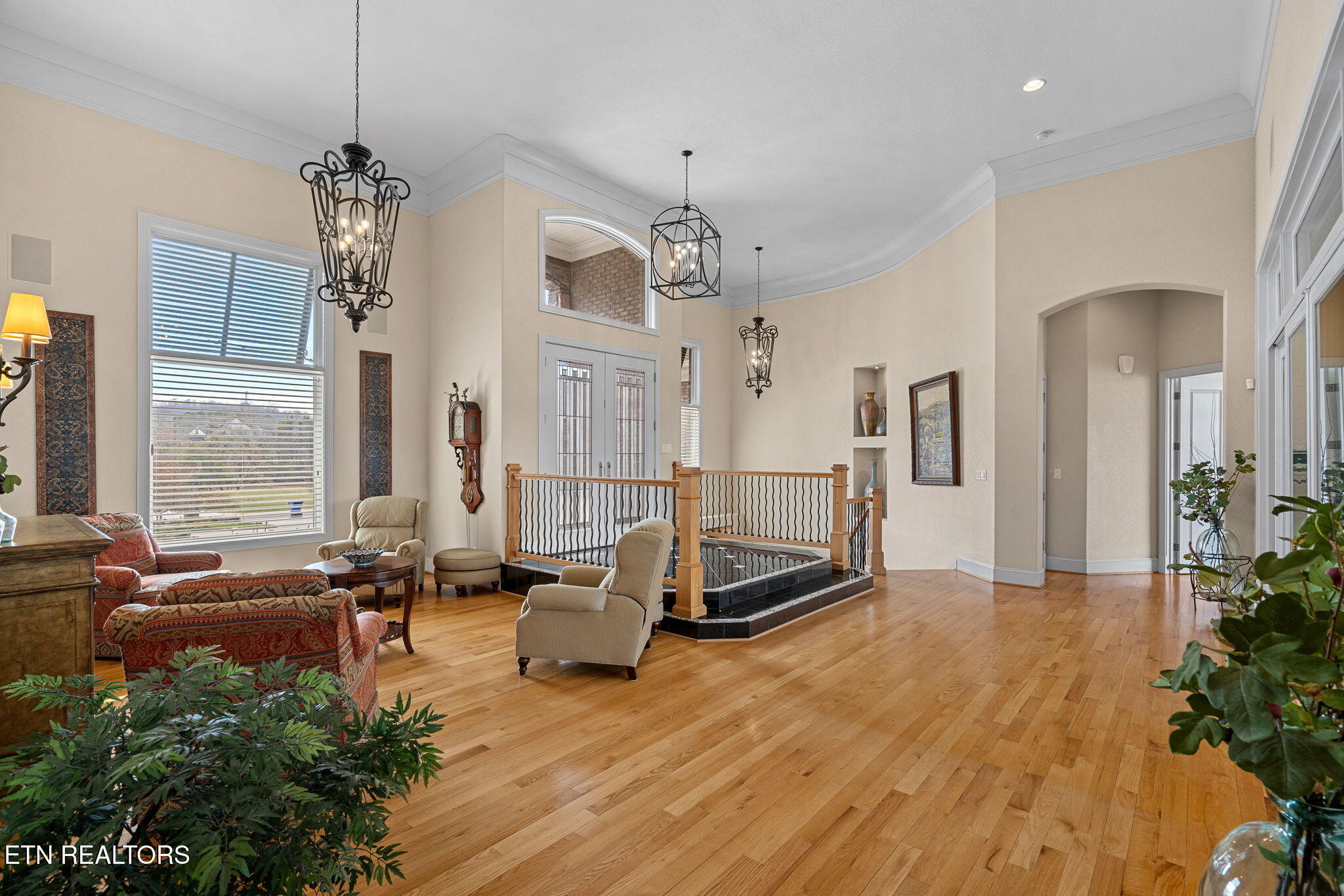 3726 Promontory Point Louisville TN 37777