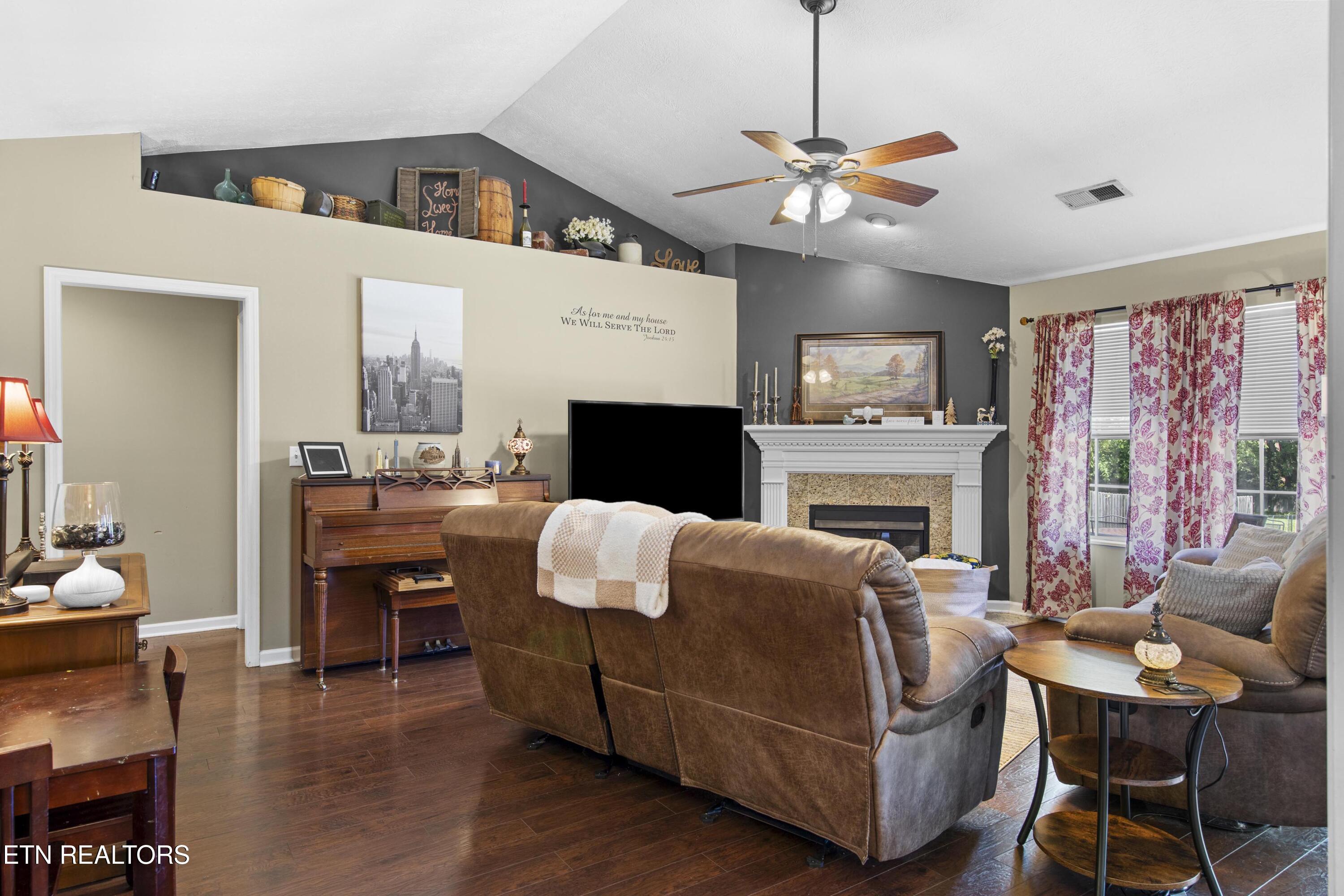 548 Pebble Creek Road Knoxville TN 37918
