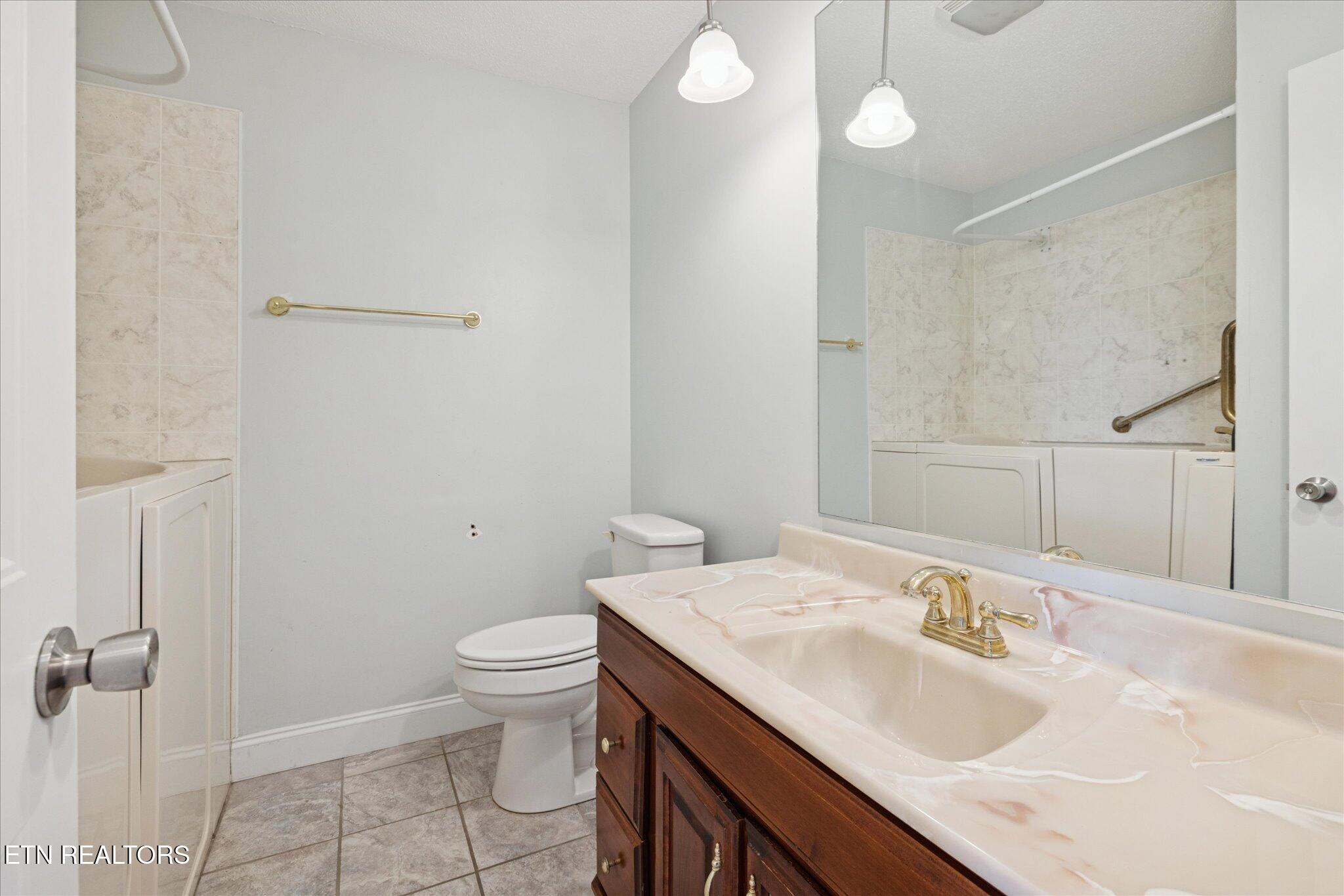 753 Hidden Glen Lane Knoxville TN 37922