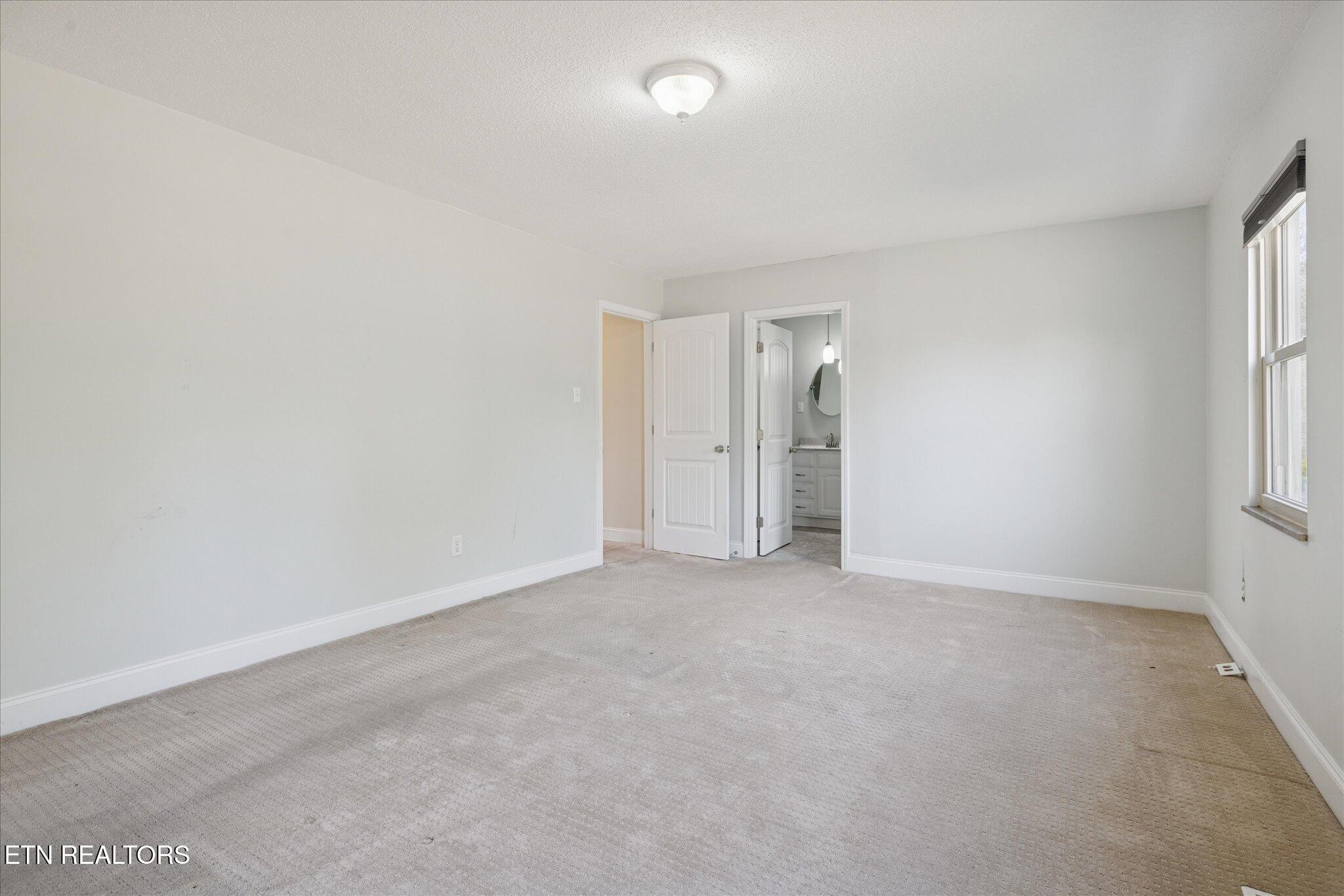 753 Hidden Glen Lane Knoxville TN 37922