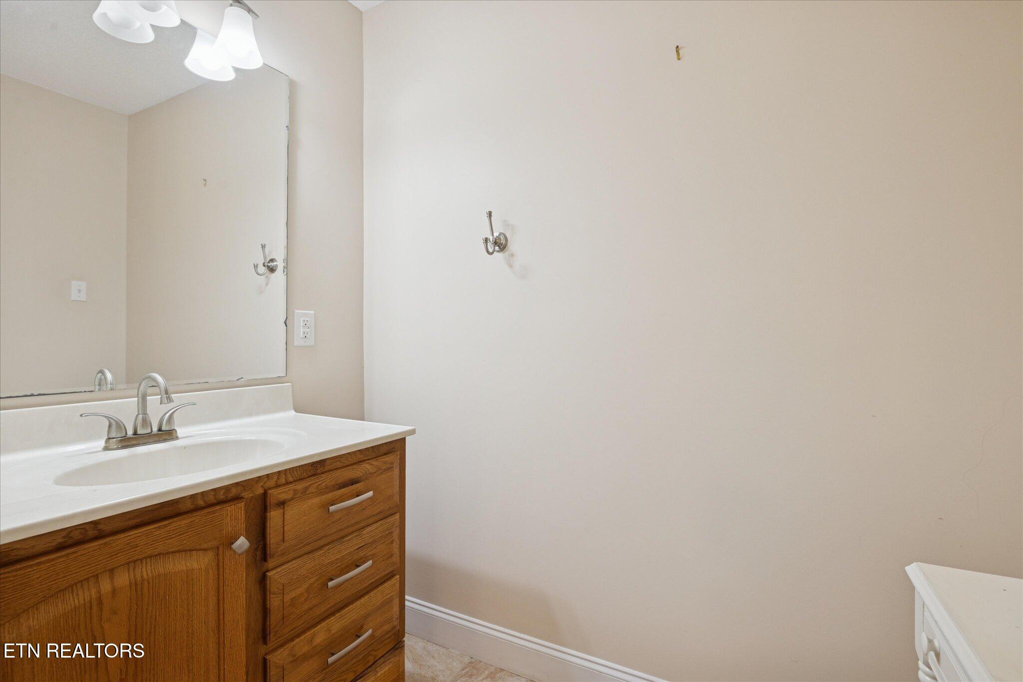 753 Hidden Glen Lane Knoxville TN 37922