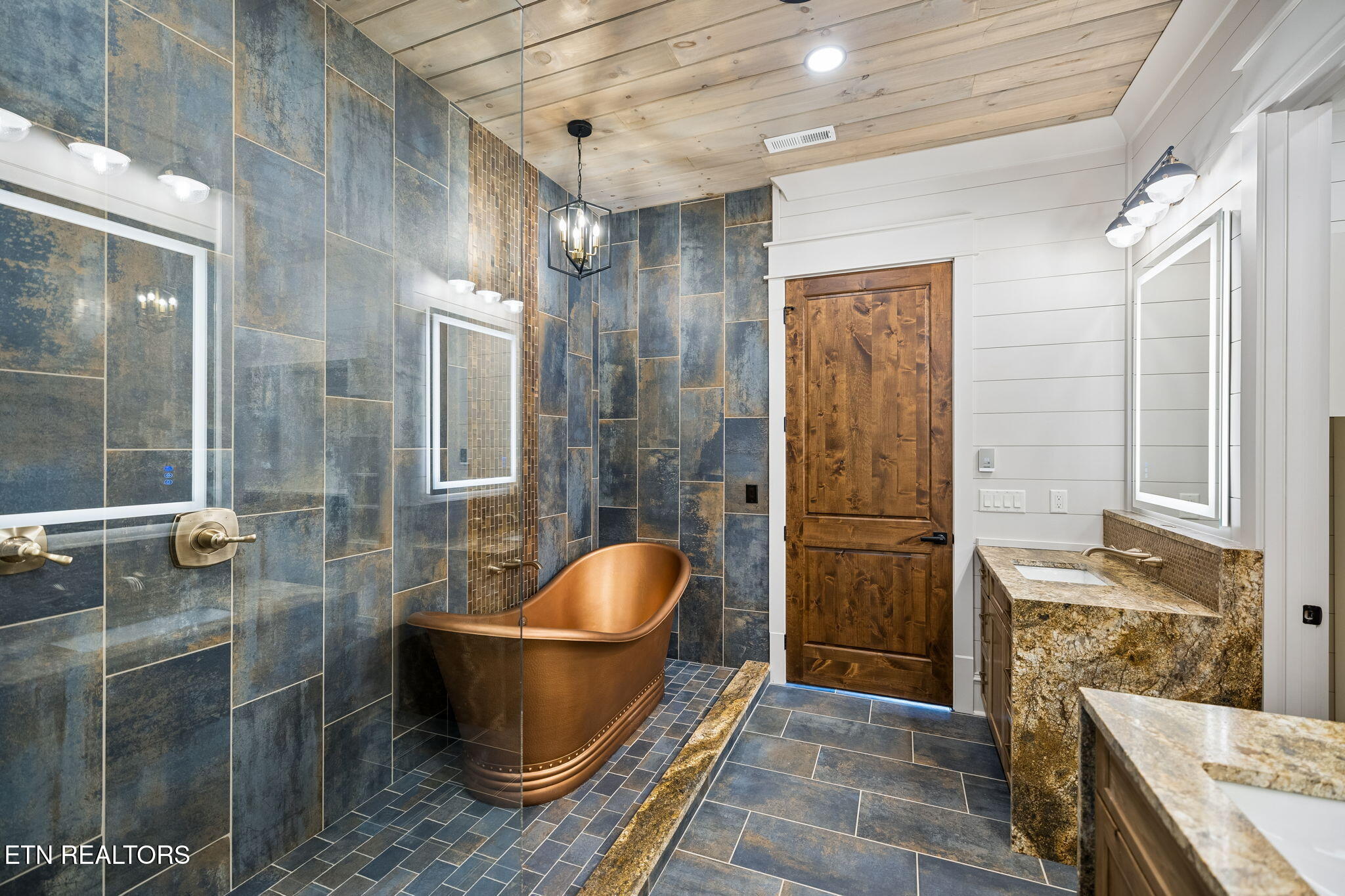 645 Douglas Ridge Drive Dandridge TN 37725