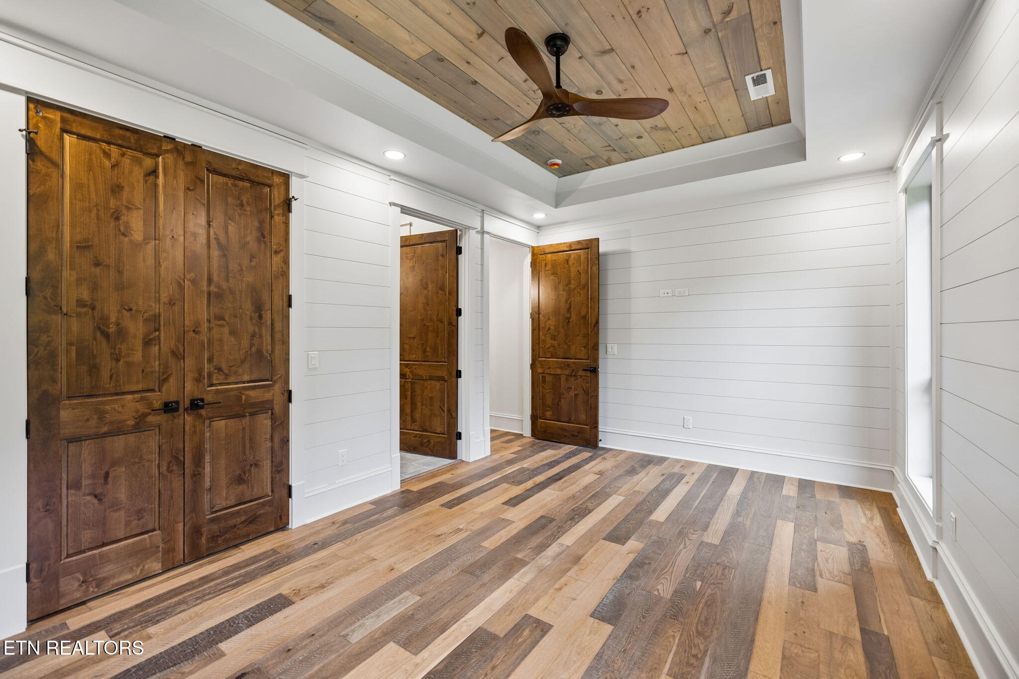 645 Douglas Ridge Drive Dandridge TN 37725