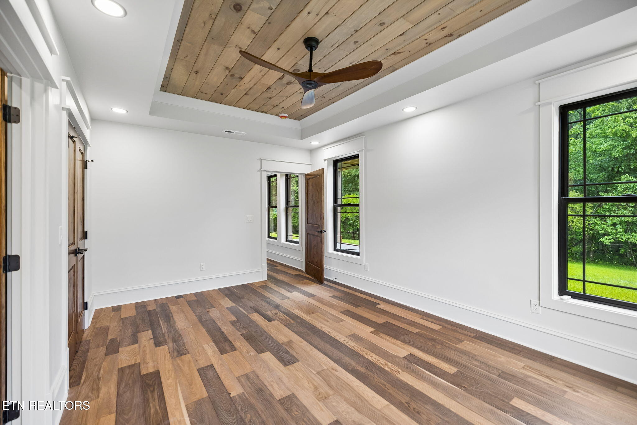 645 Douglas Ridge Drive Dandridge TN 37725