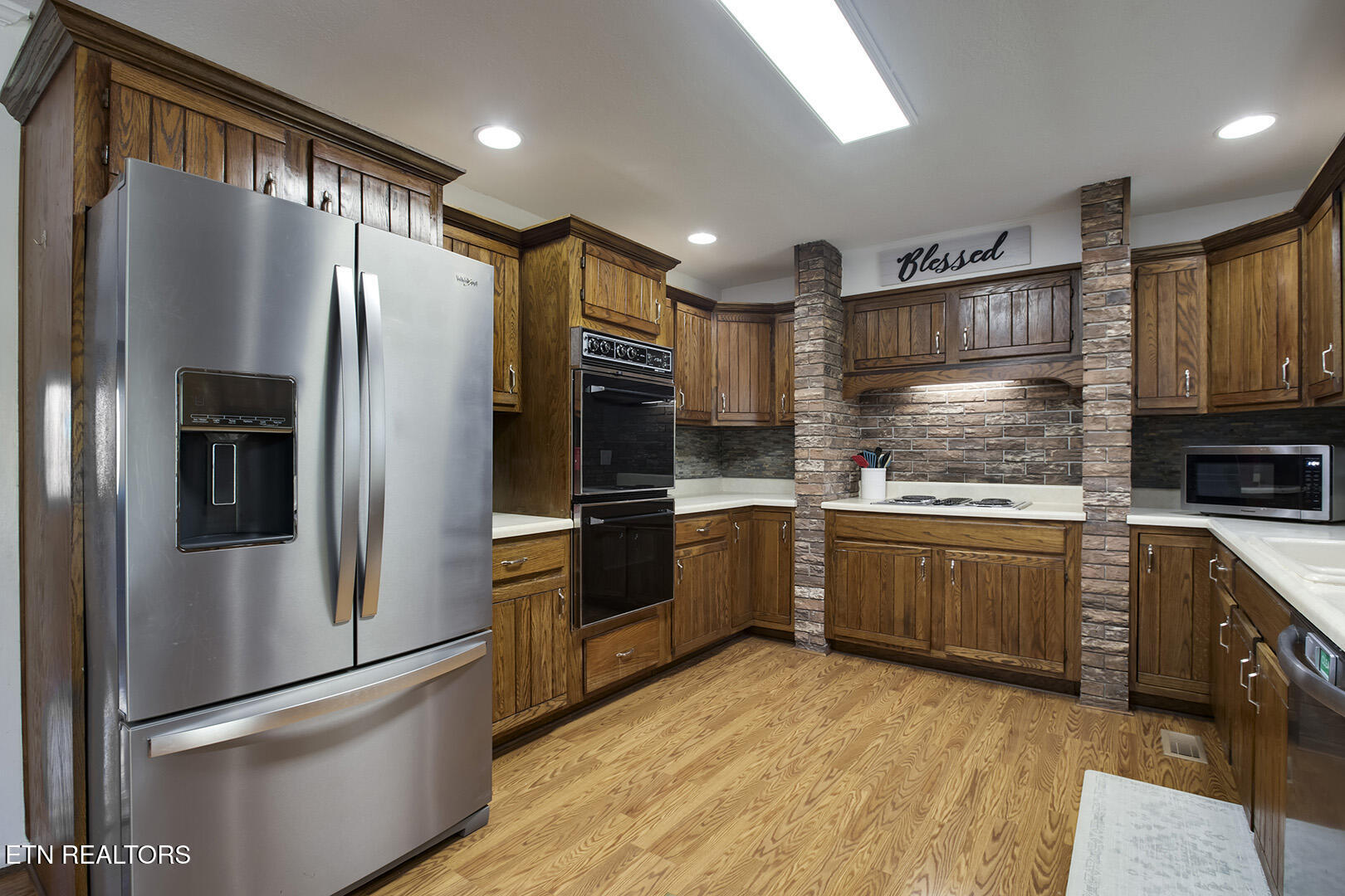 1050 Lawnville Road Kingston TN 37763