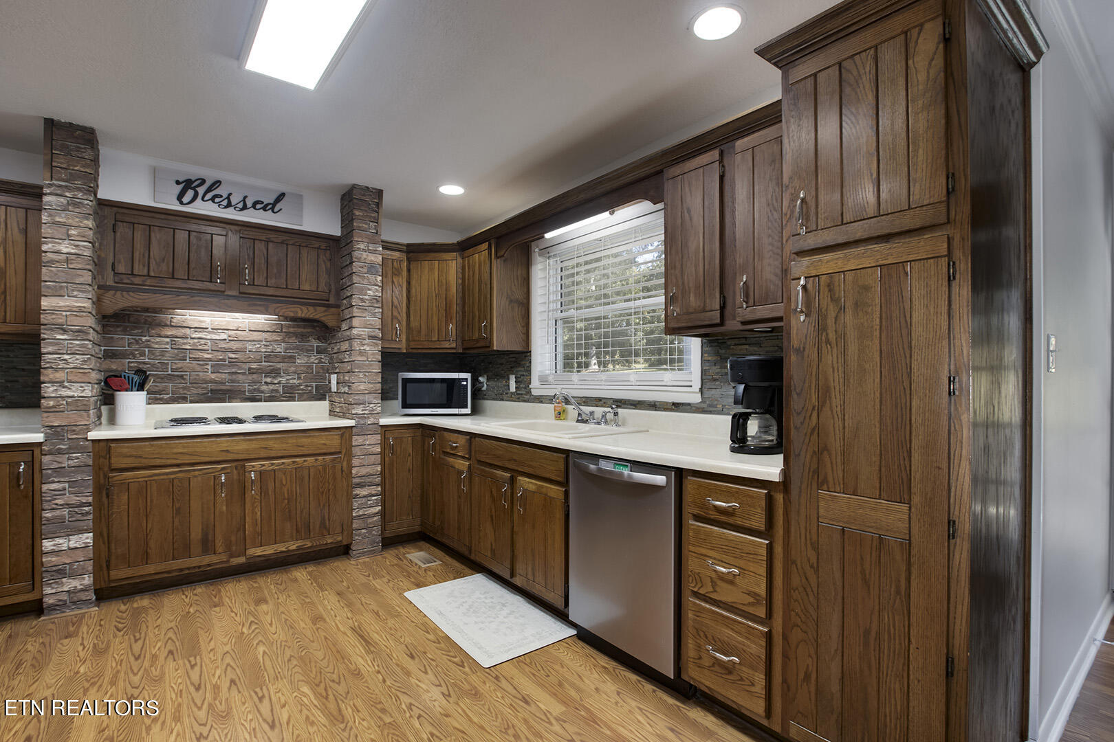 1050 Lawnville Road Kingston TN 37763