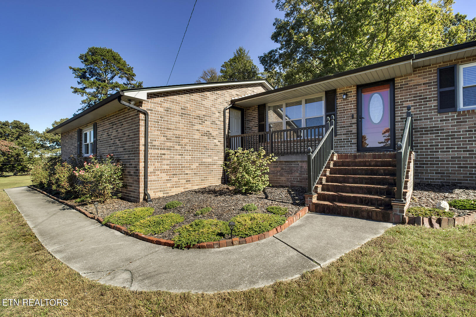 1050 Lawnville Road Kingston TN 37763