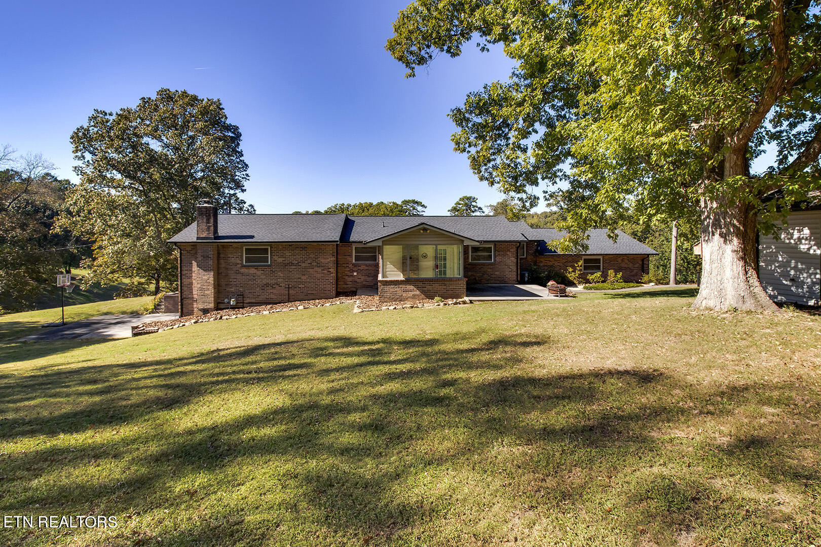 1050 Lawnville Road Kingston TN 37763