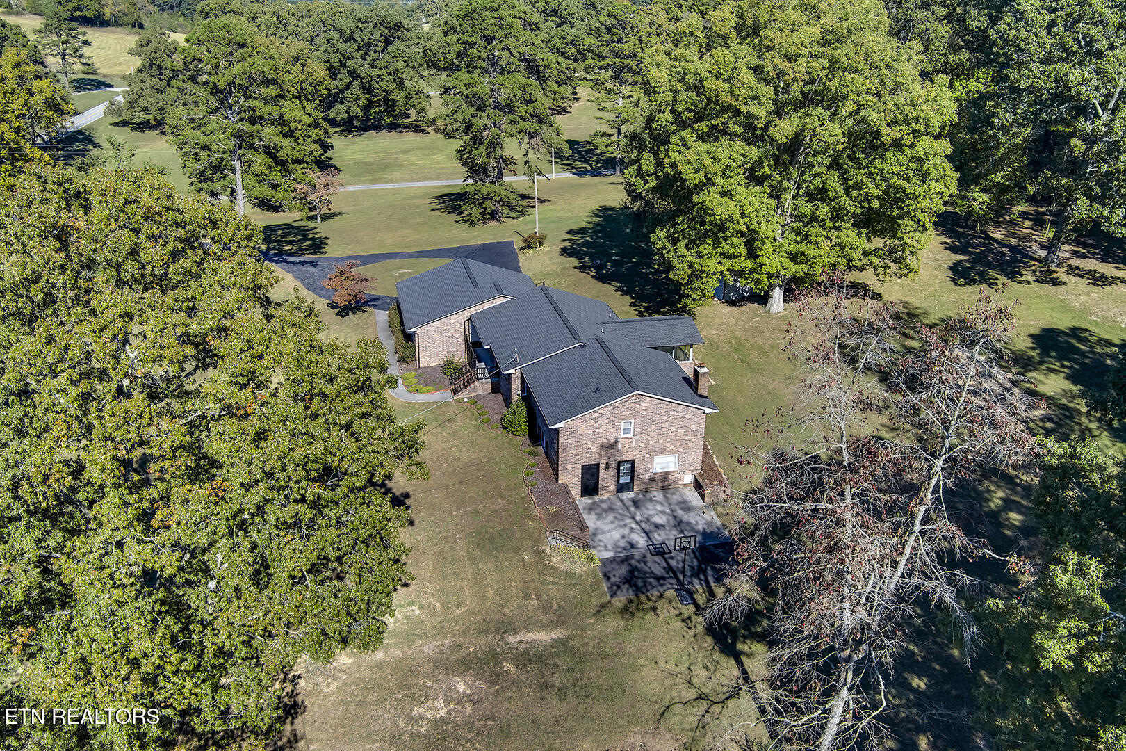 1050 Lawnville Road Kingston TN 37763